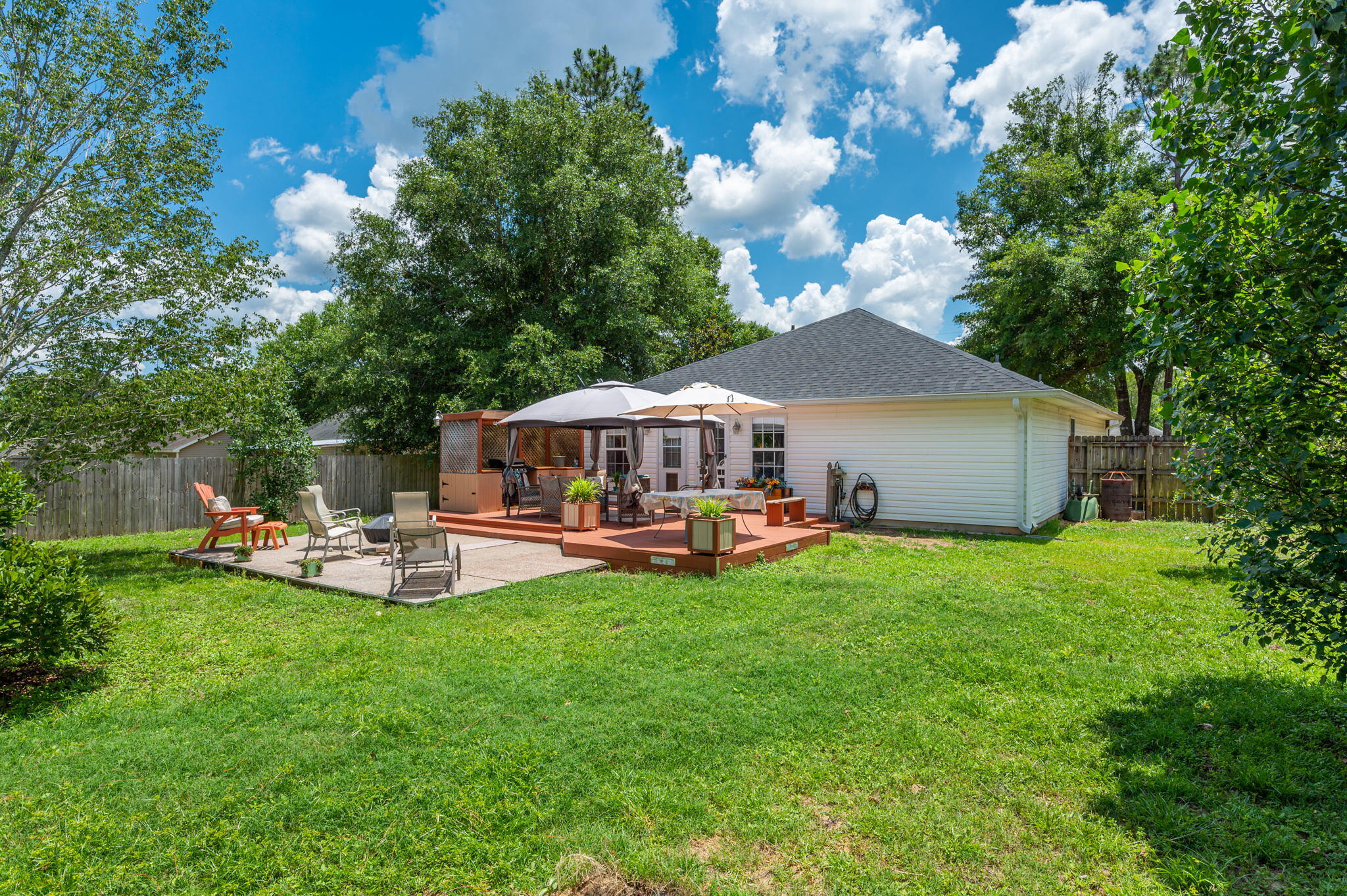 THE PINES - Residential