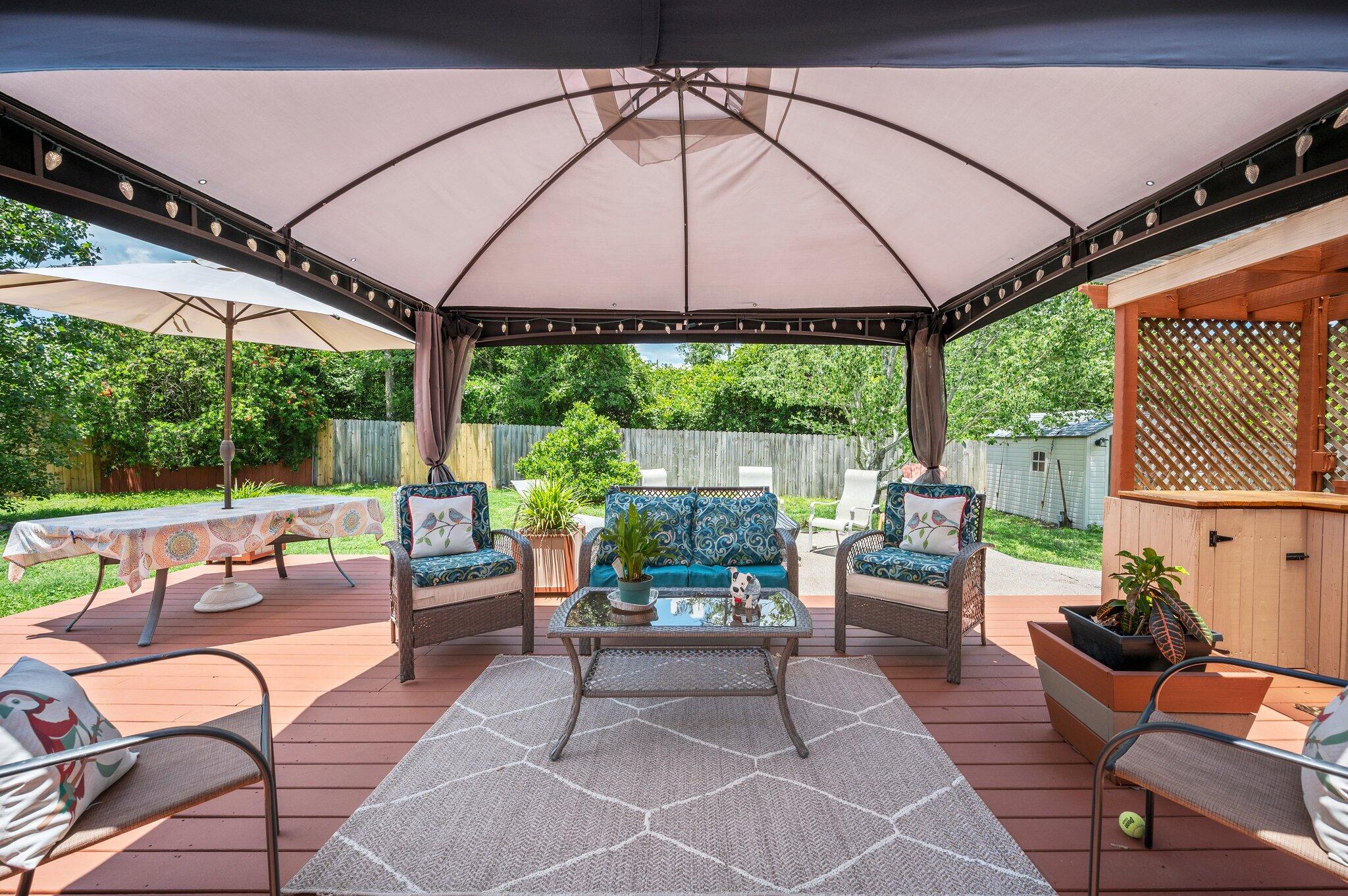 THE PINES - Residential