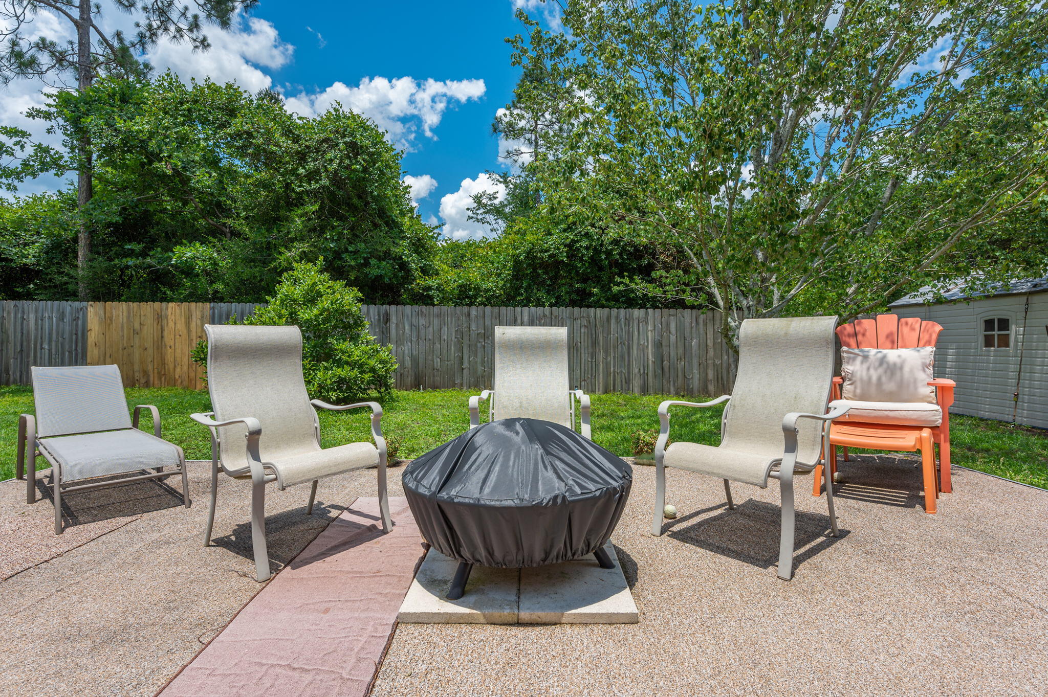 THE PINES - Residential