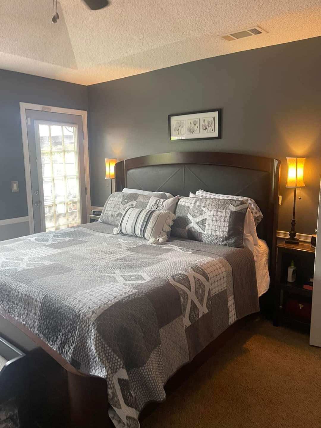 THE PINES - Residential