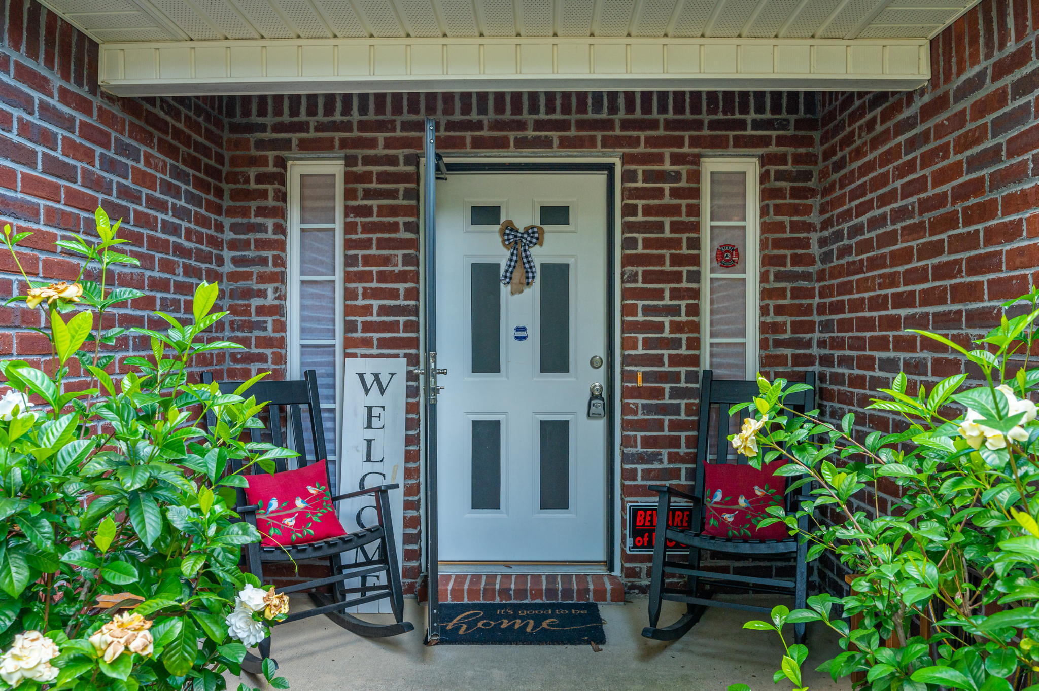 THE PINES - Residential