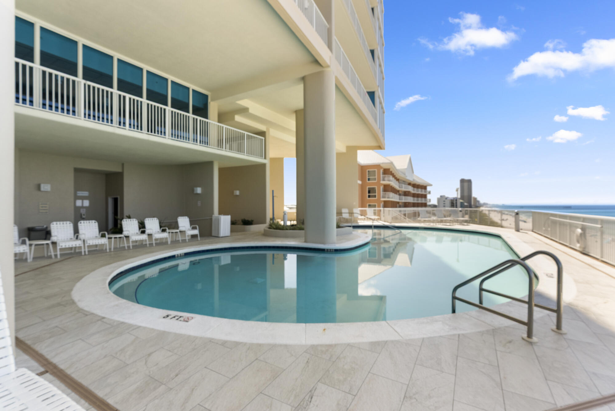 PALAZZO CONDOMINIUM - Residential
