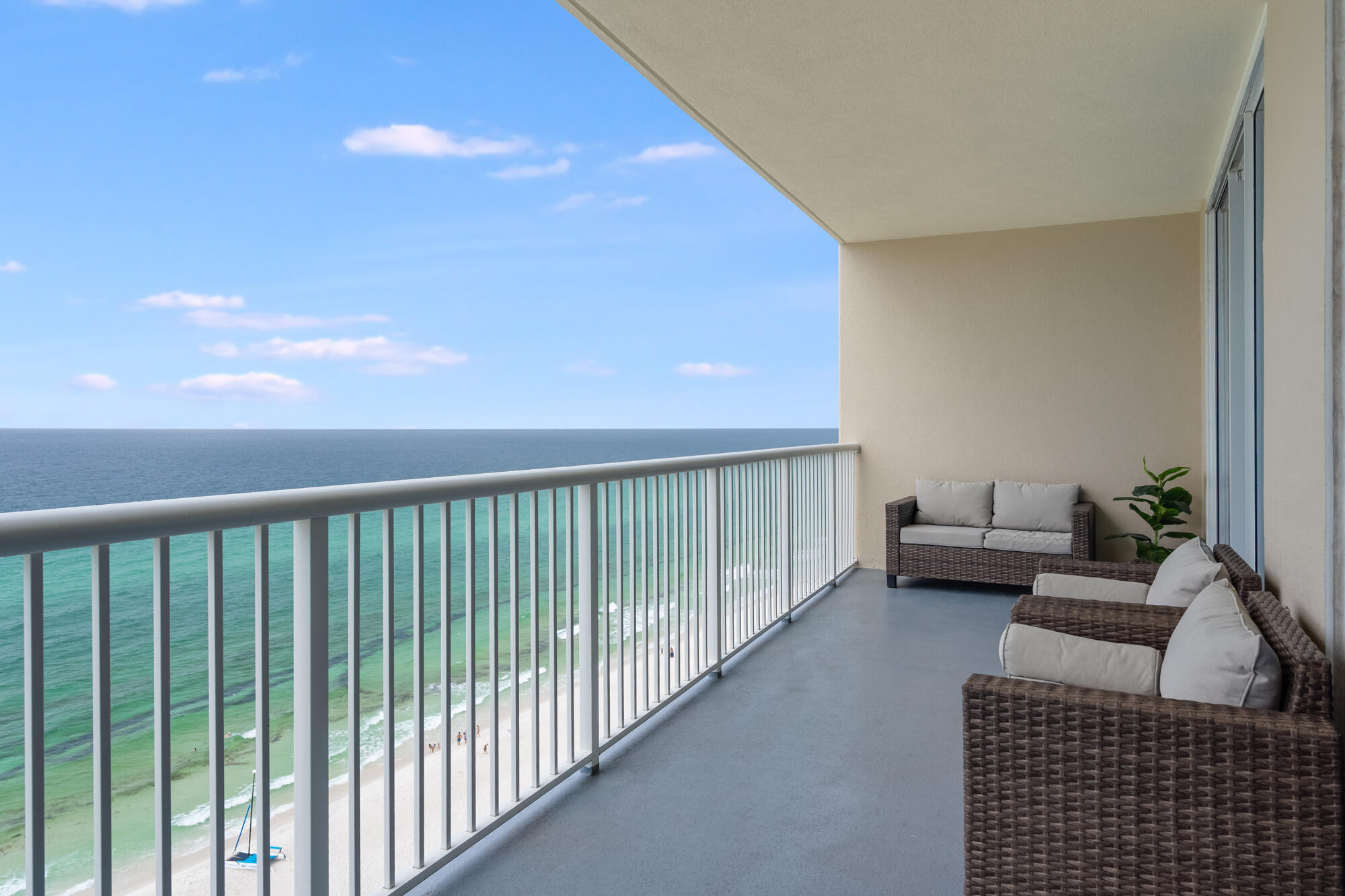 PALAZZO CONDOMINIUM - Residential