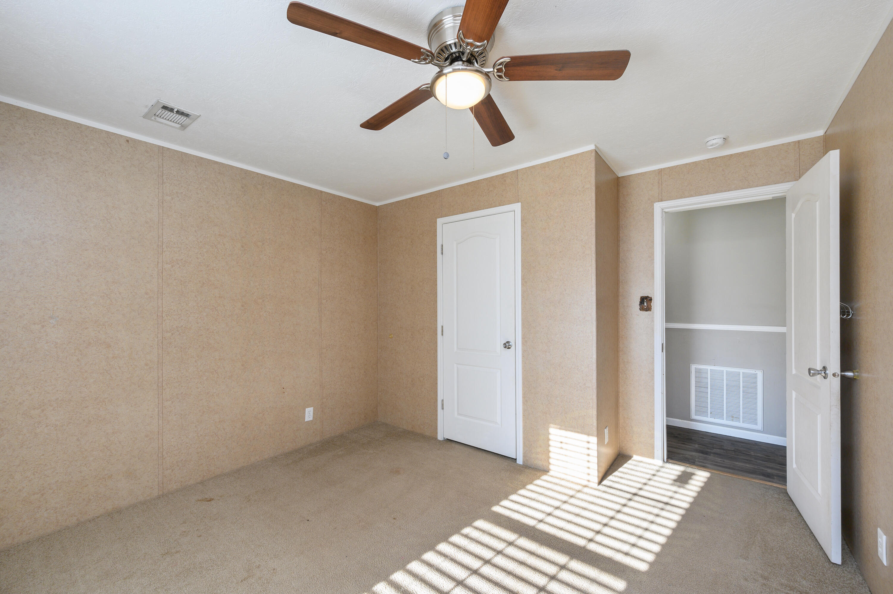 OAKWOOD HILLS UNIT 1 - Residential