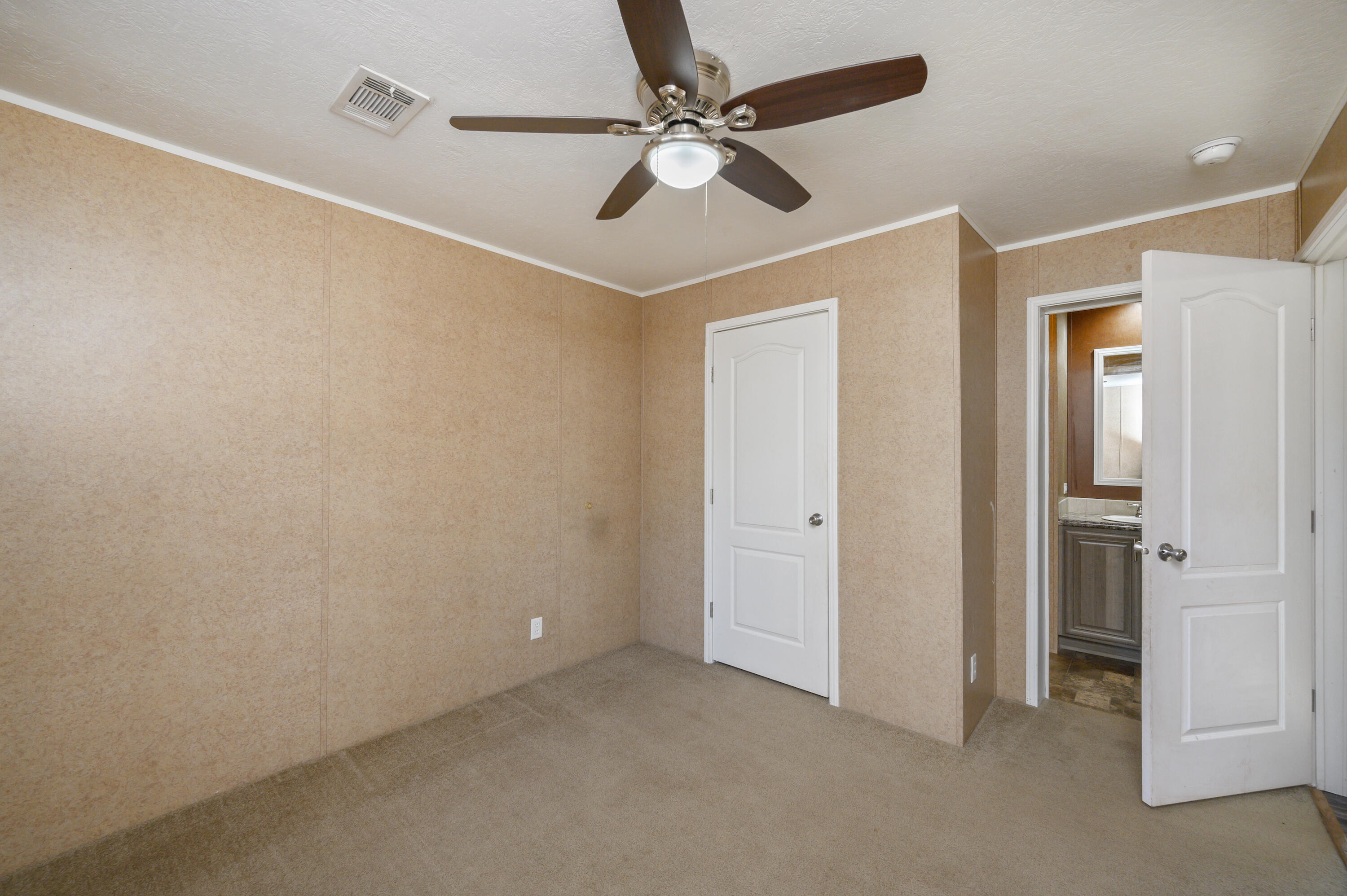 OAKWOOD HILLS UNIT 1 - Residential