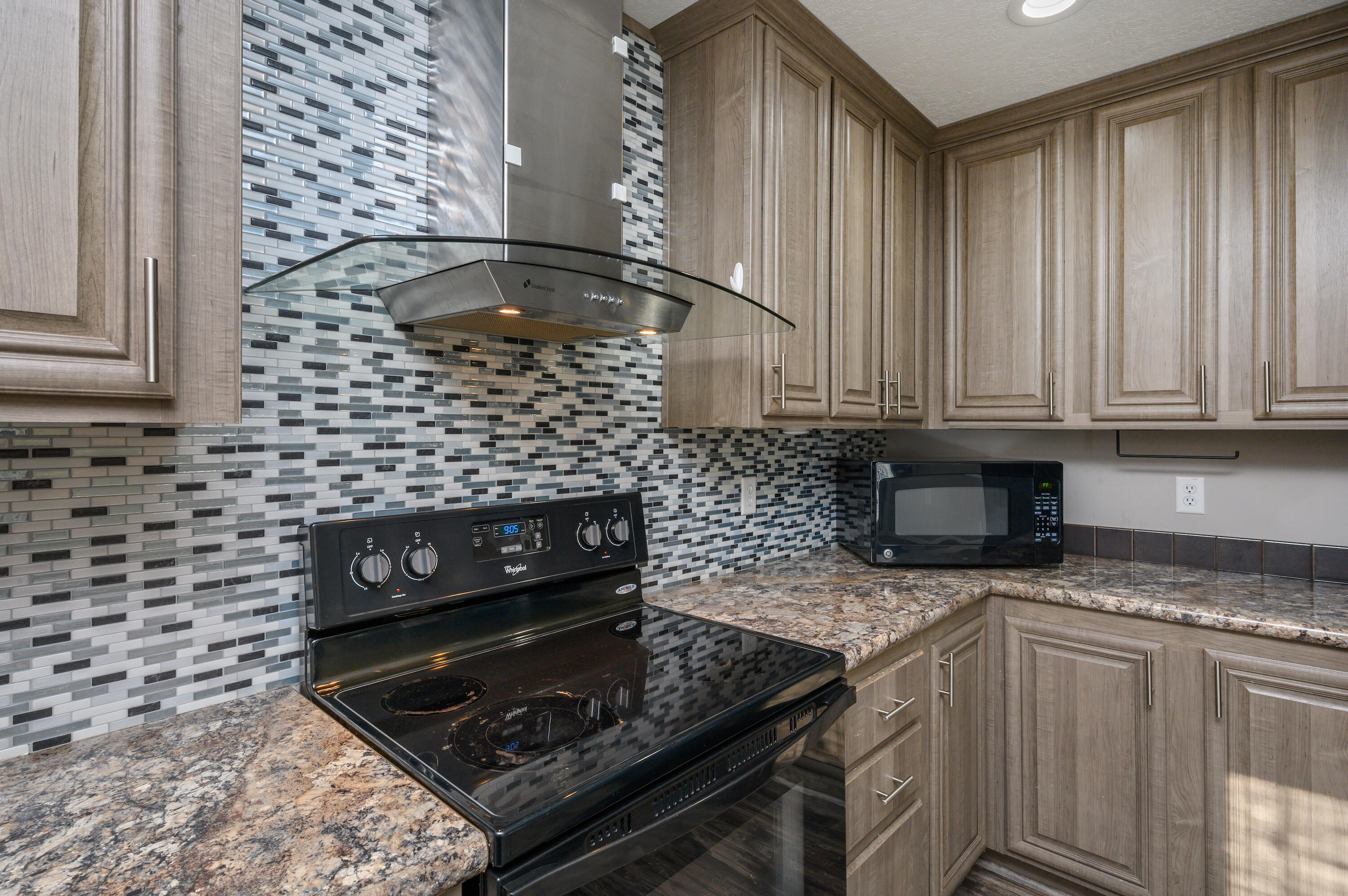 OAKWOOD HILLS UNIT 1 - Residential