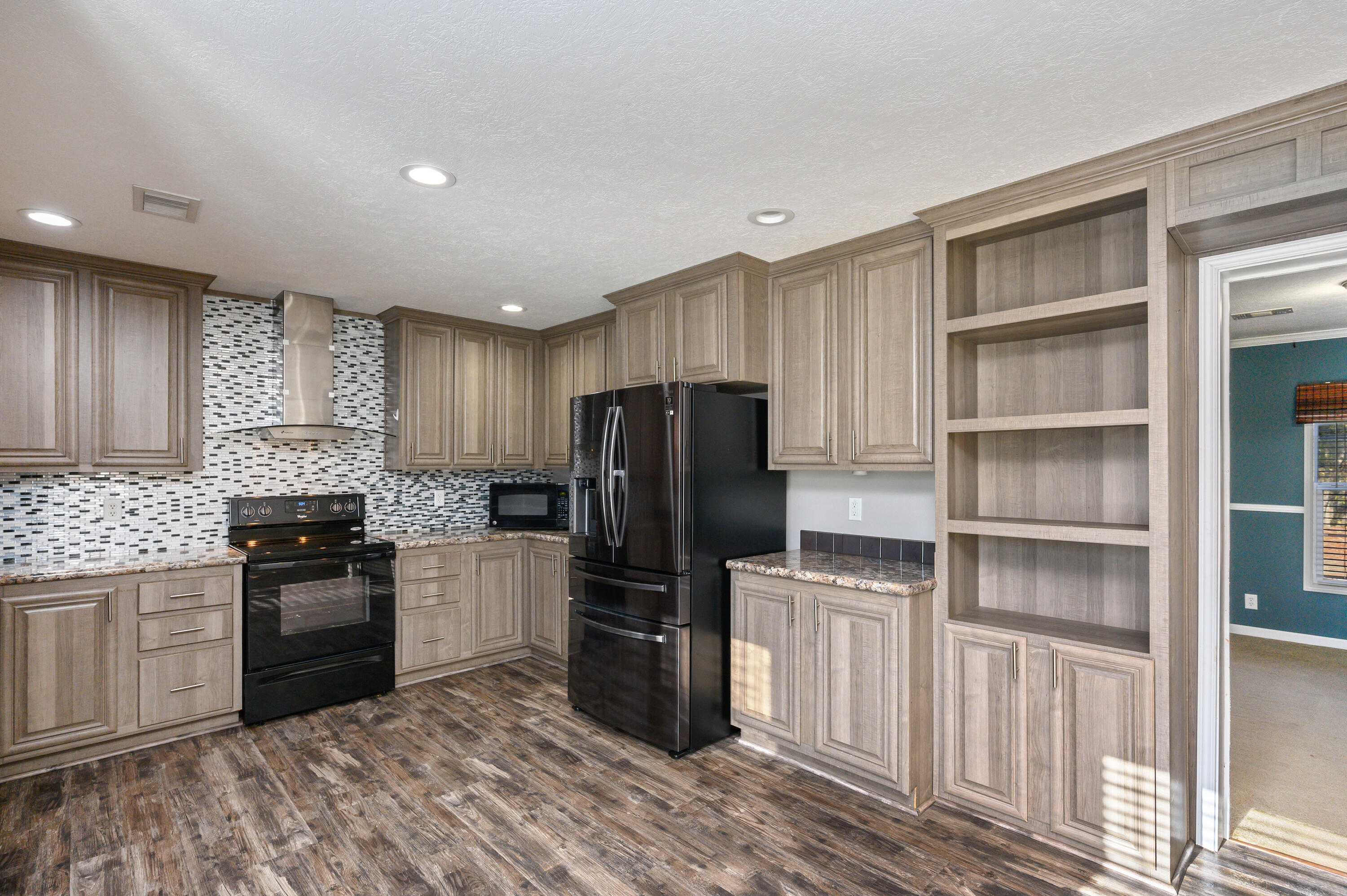 OAKWOOD HILLS UNIT 1 - Residential