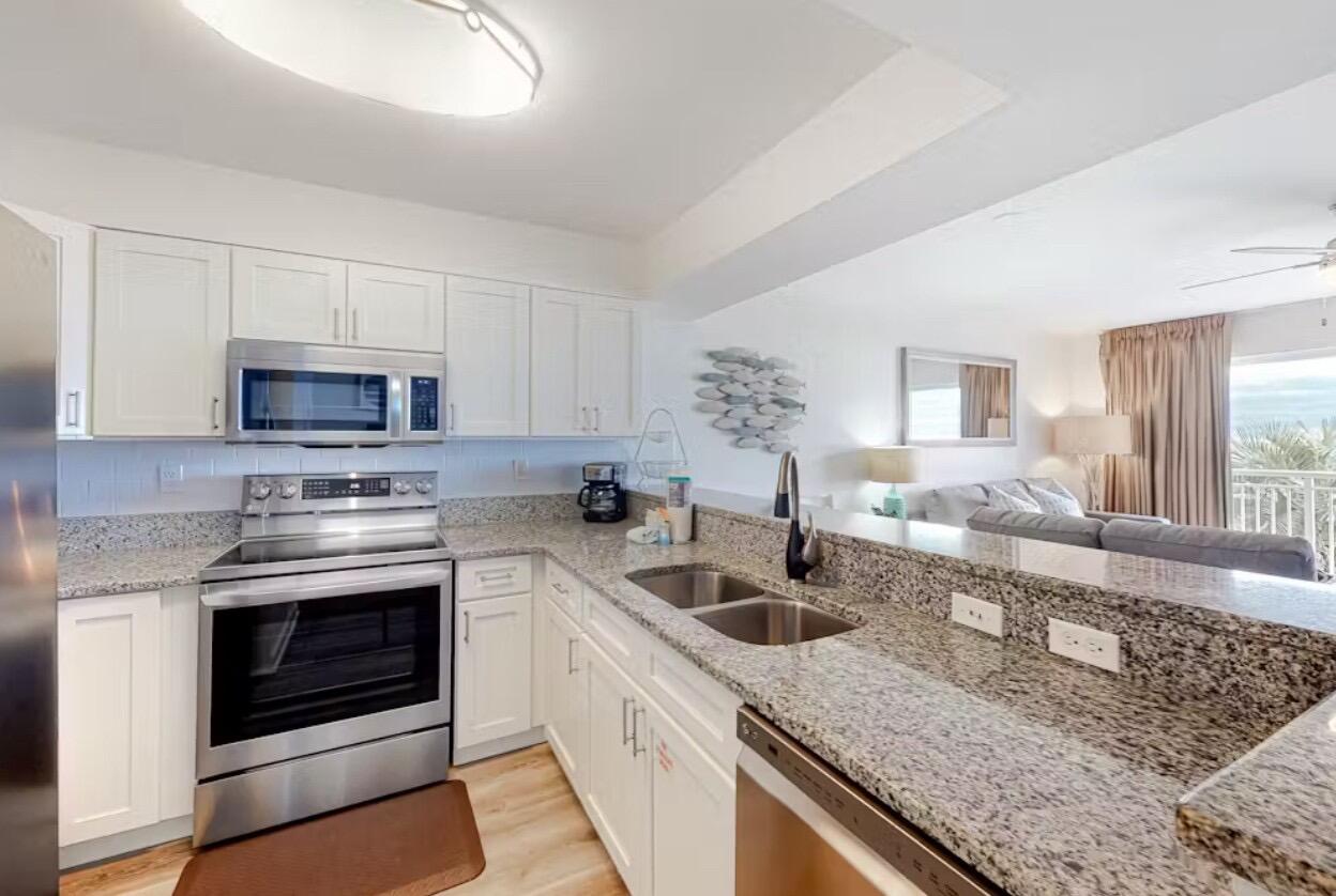 PELICAN ISLE - Residential