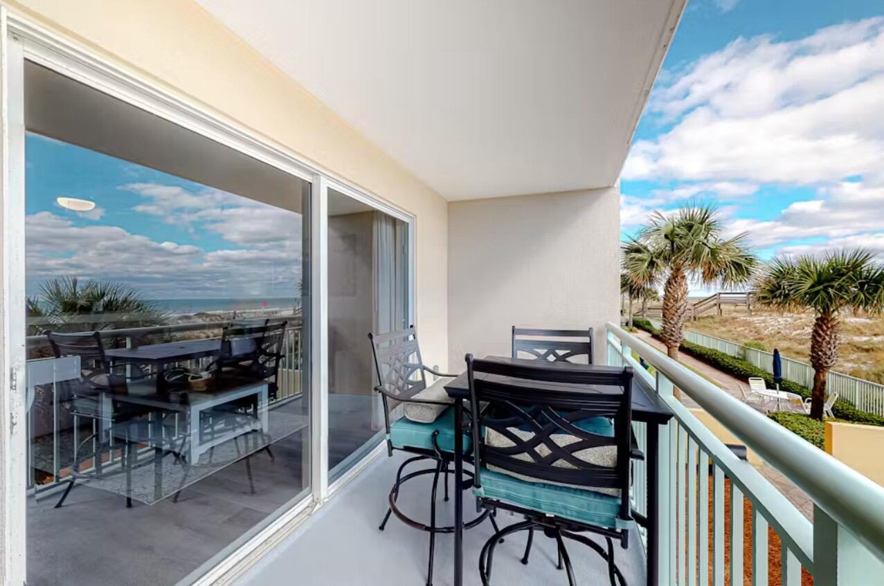 PELICAN ISLE - Residential
