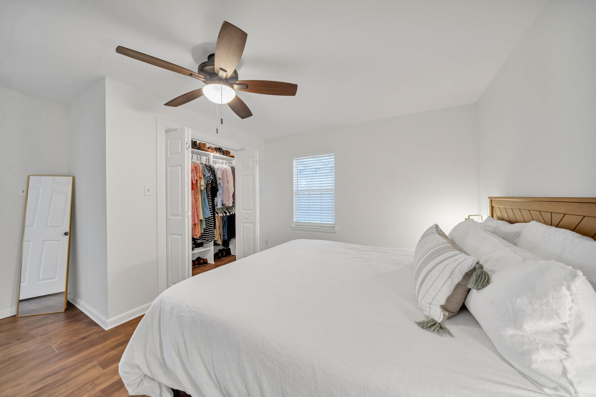 WINTHROP PLACE - Residential