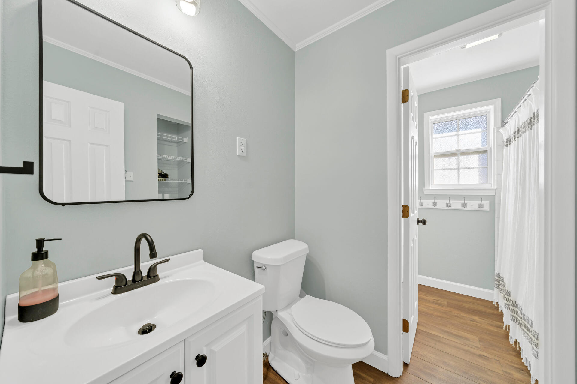 WINTHROP PLACE - Residential