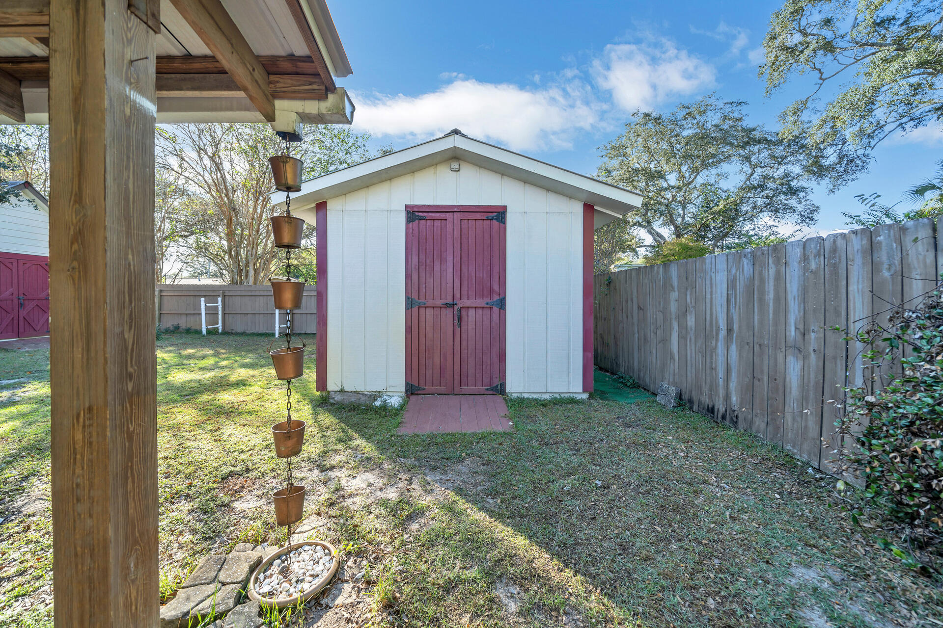 WINTHROP PLACE - Residential