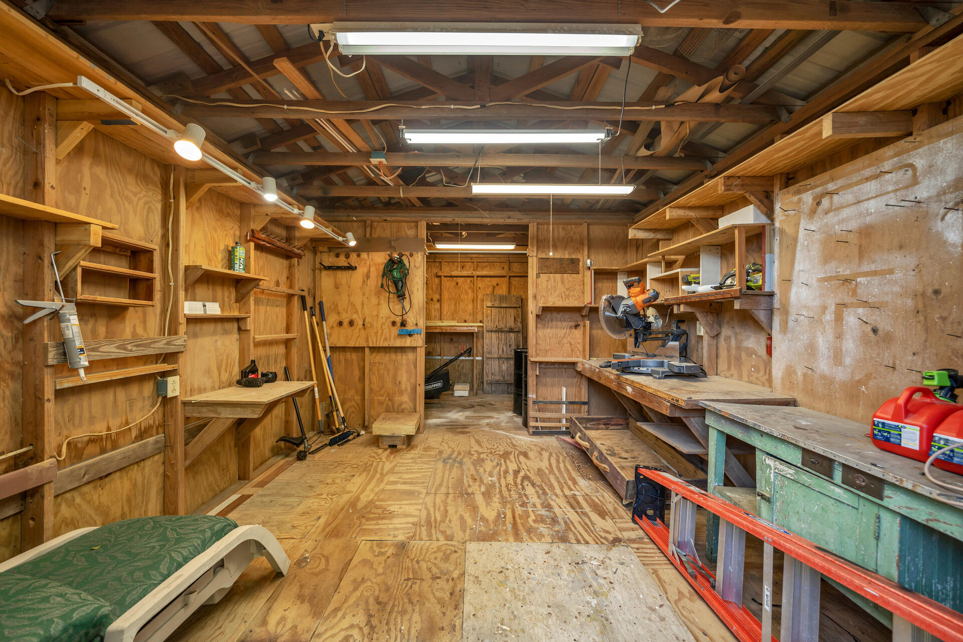 WINTHROP PLACE - Residential