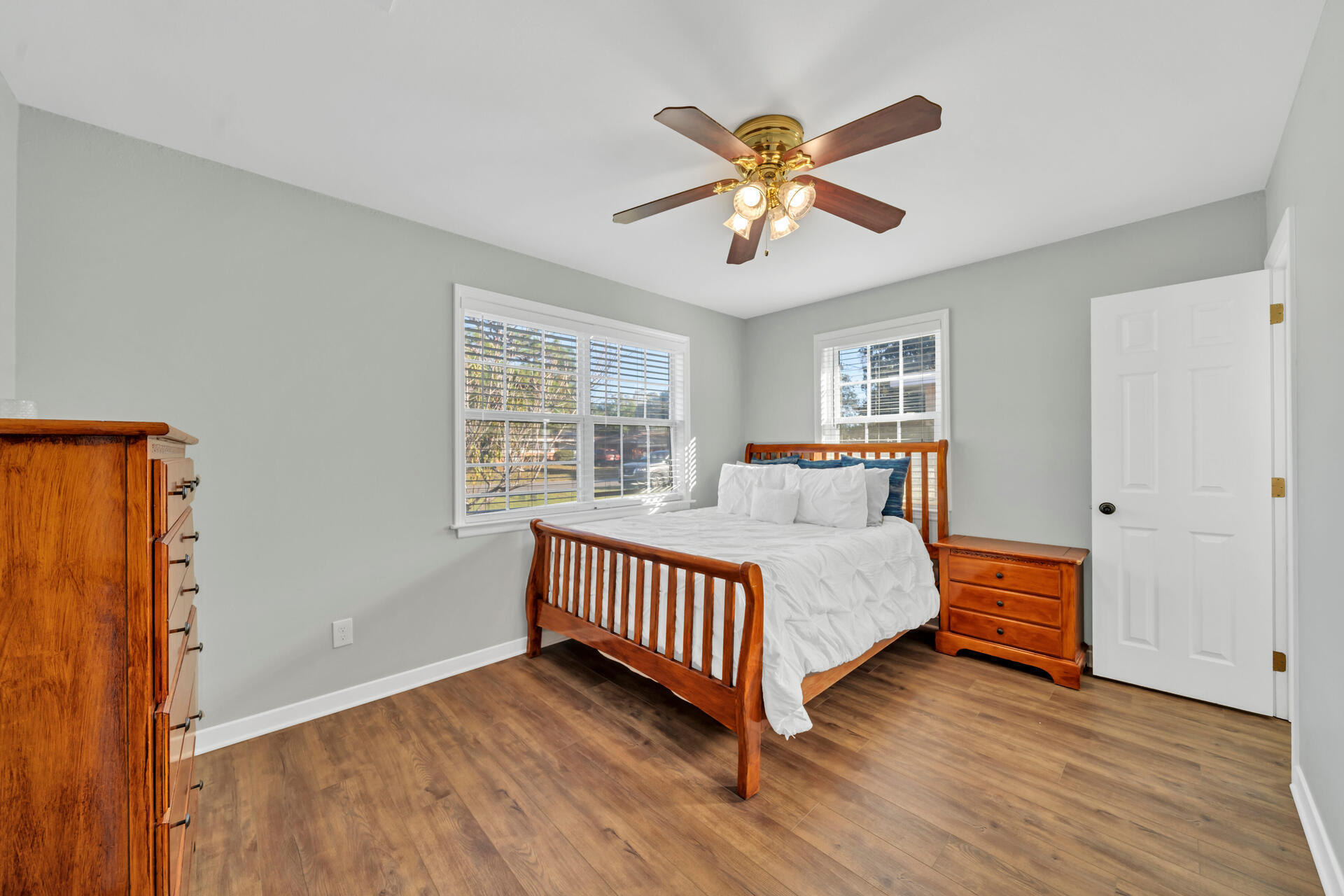 WINTHROP PLACE - Residential