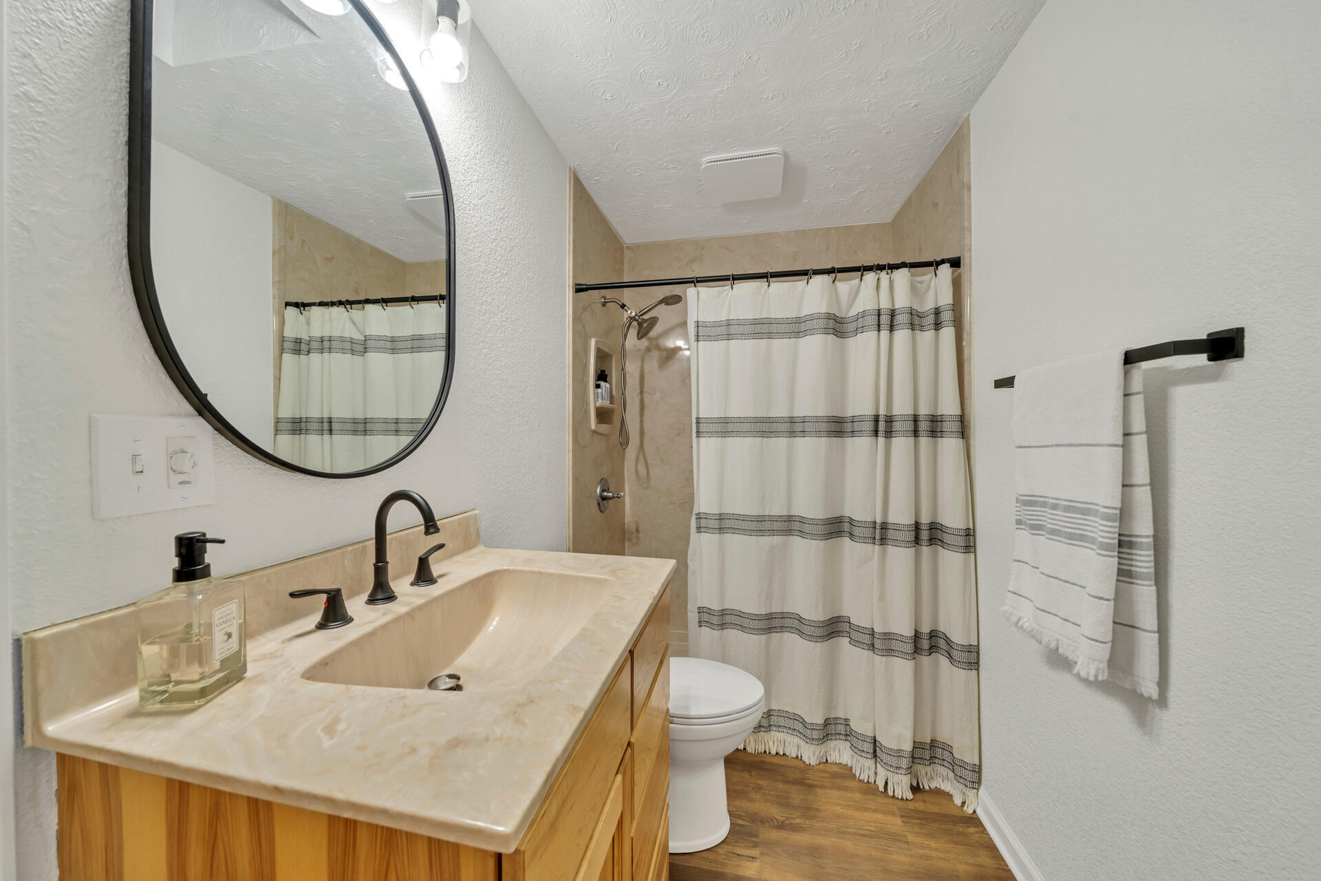 WINTHROP PLACE - Residential