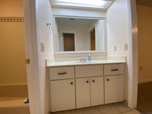 GREEN ARBOR T/H - Residential