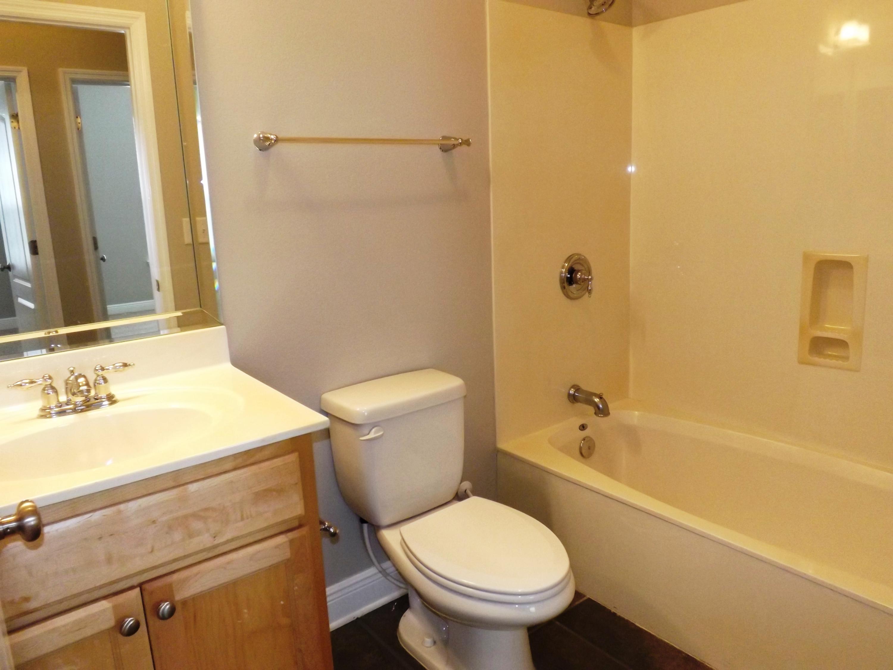 NEWPORT - Residential