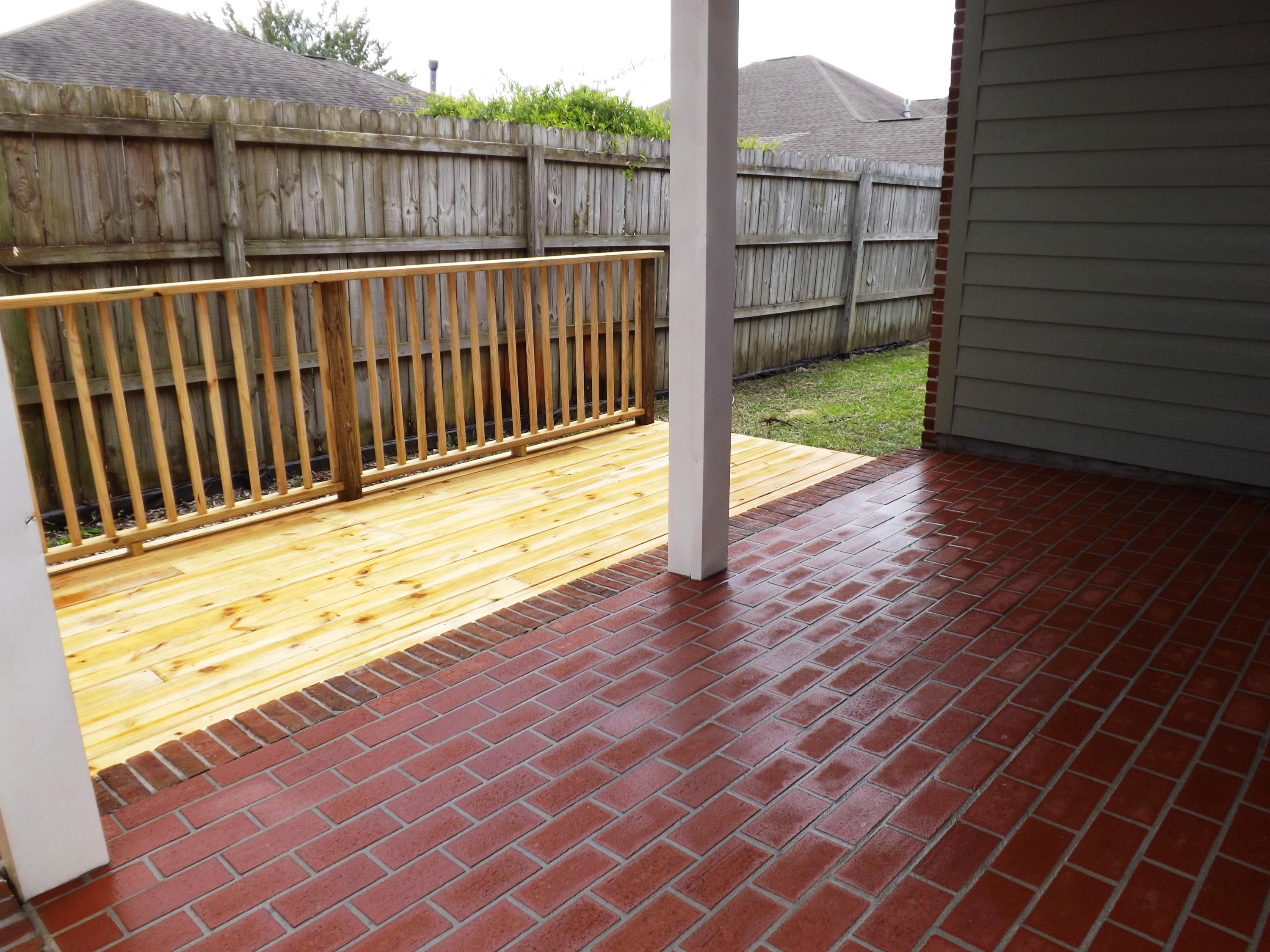 NEWPORT - Residential