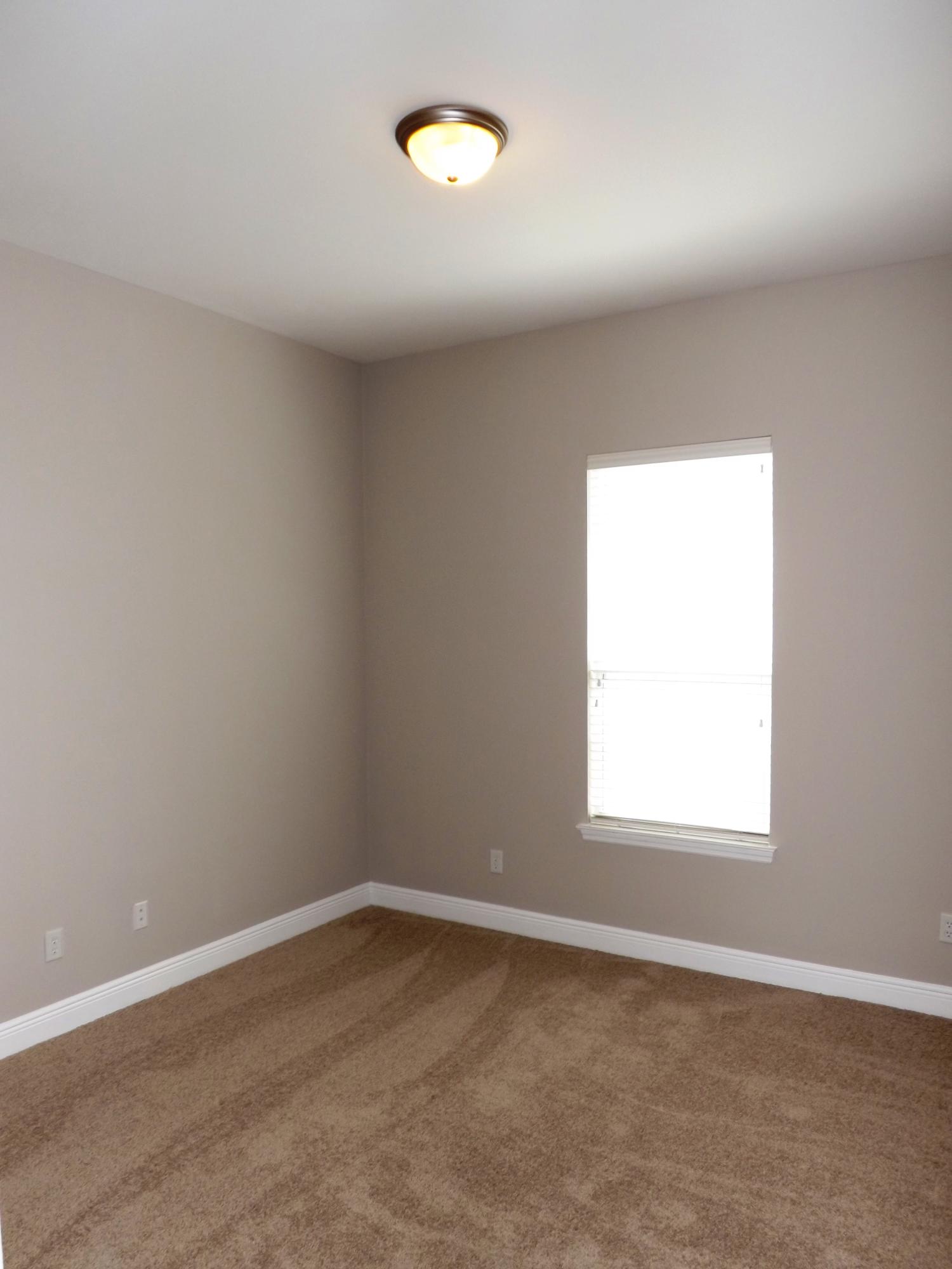 NEWPORT - Residential