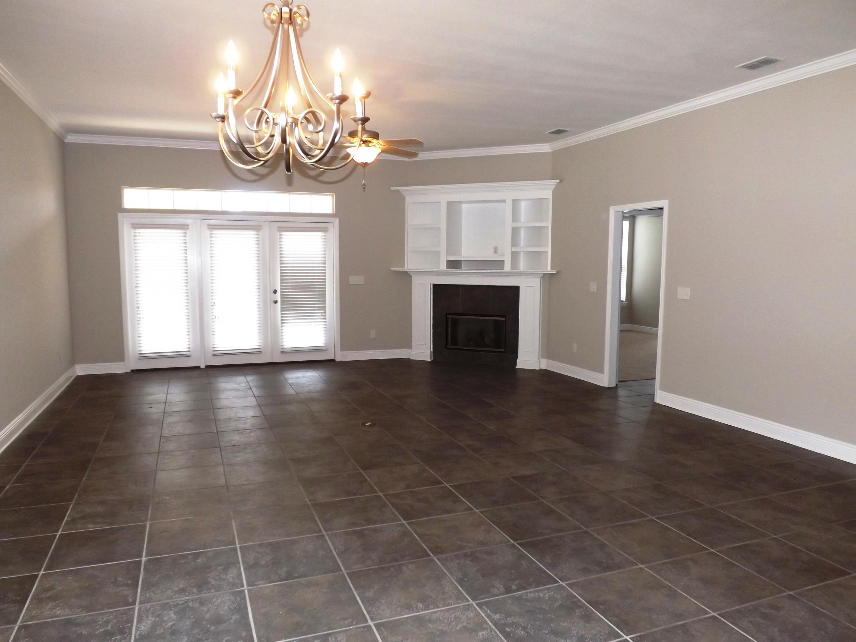 NEWPORT - Residential