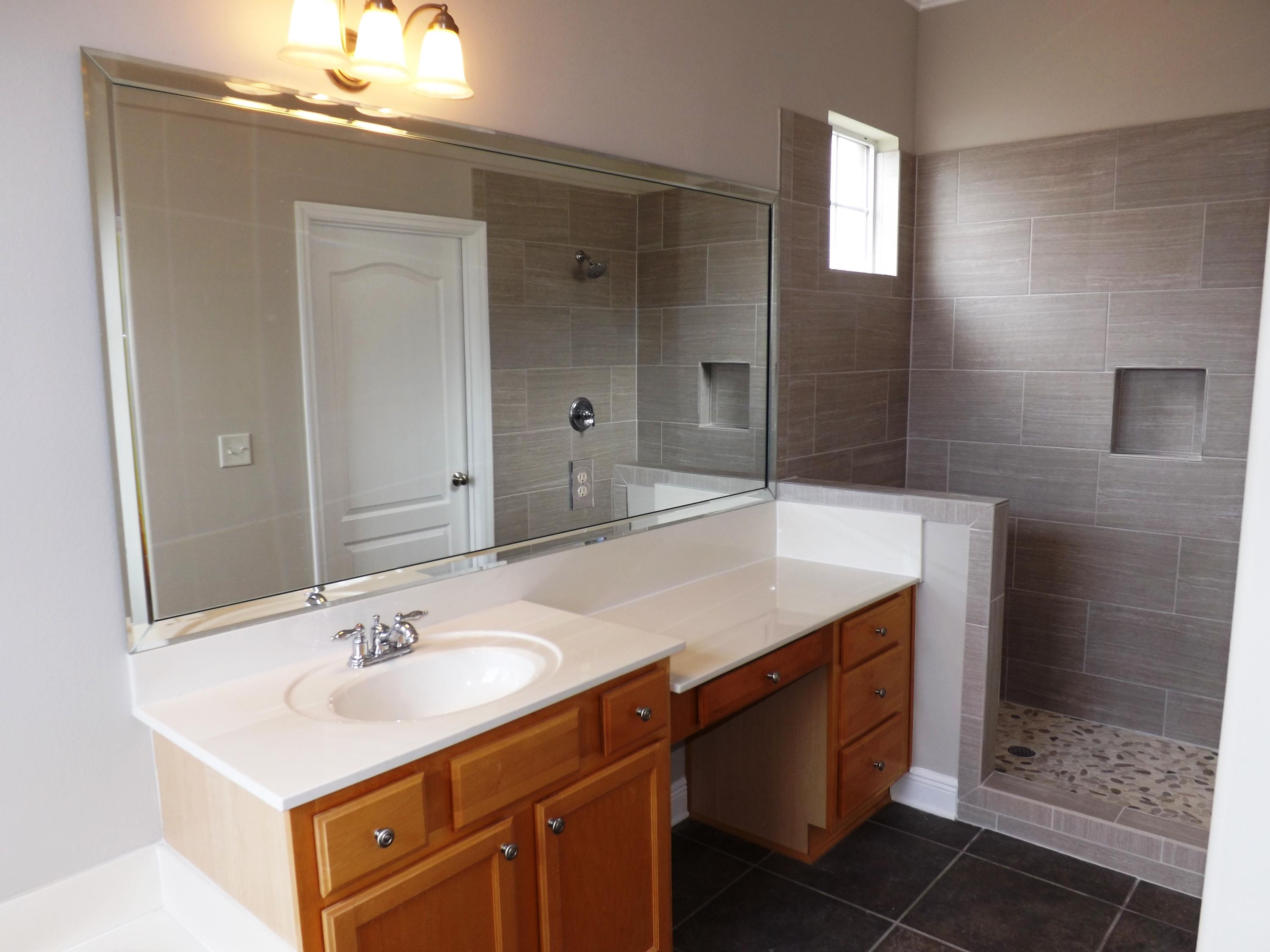 NEWPORT - Residential