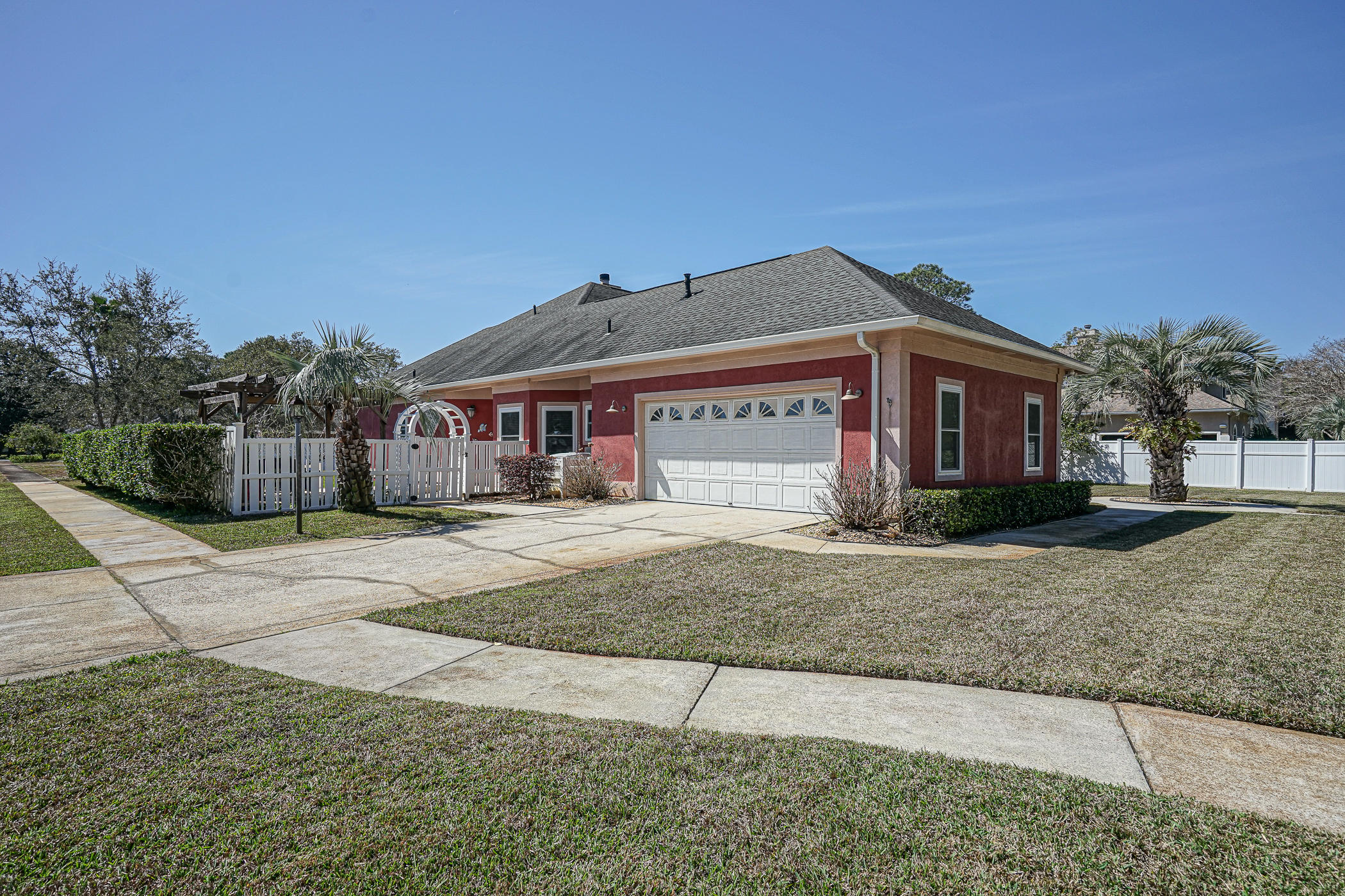WINDSOR FOREST - Residential