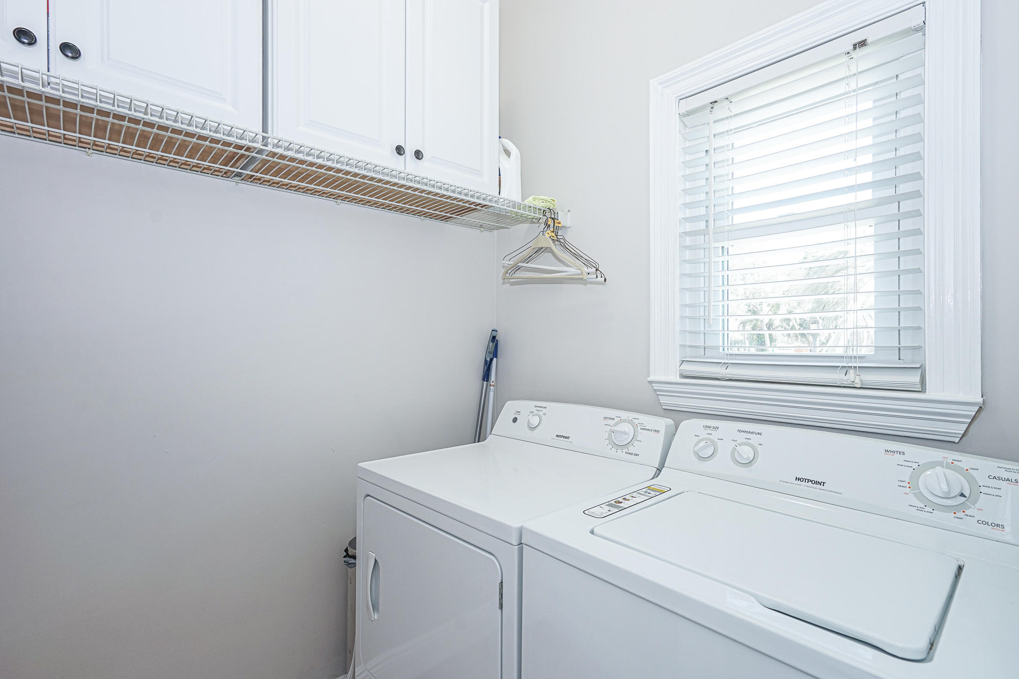 WINDSOR FOREST - Residential