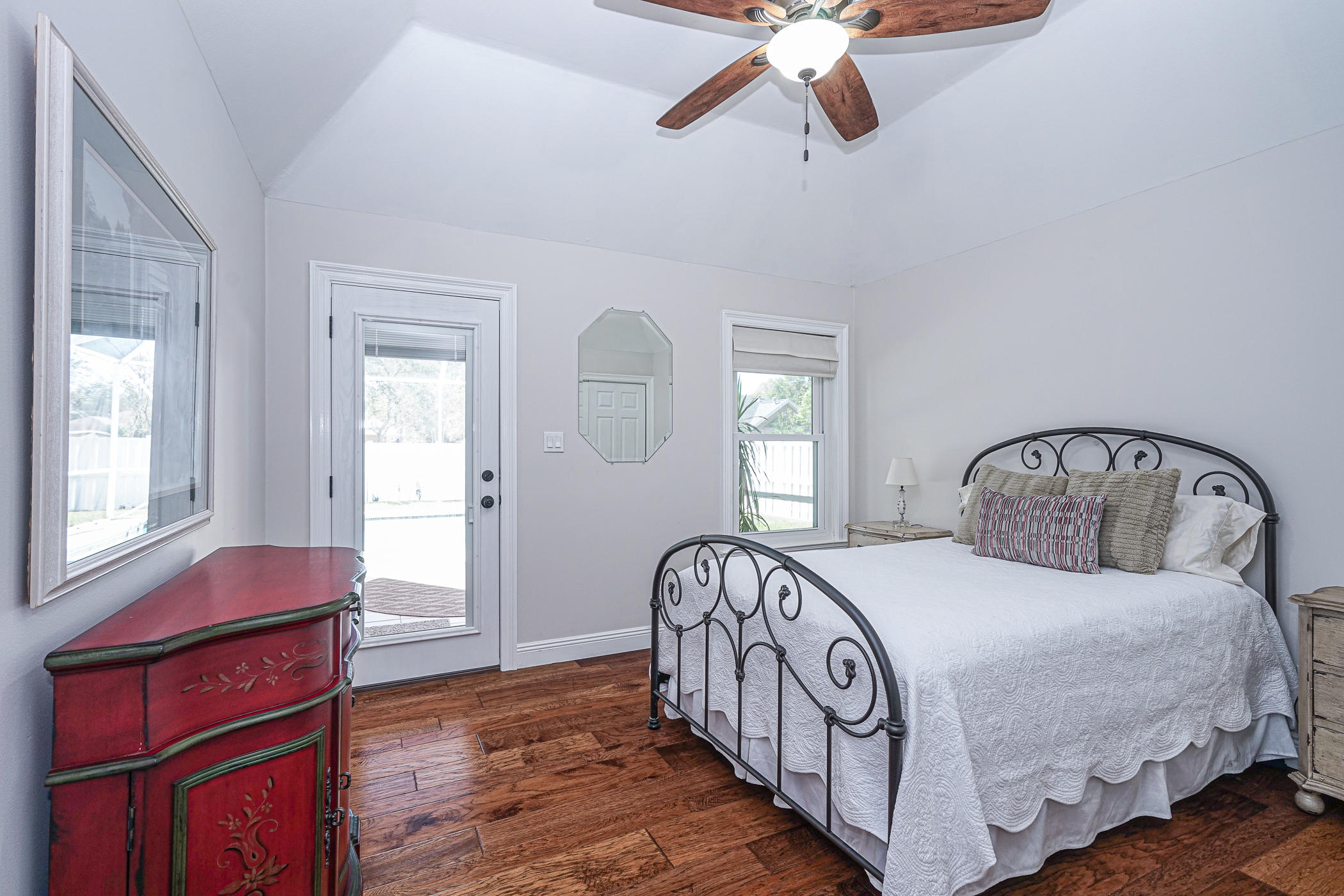 WINDSOR FOREST - Residential