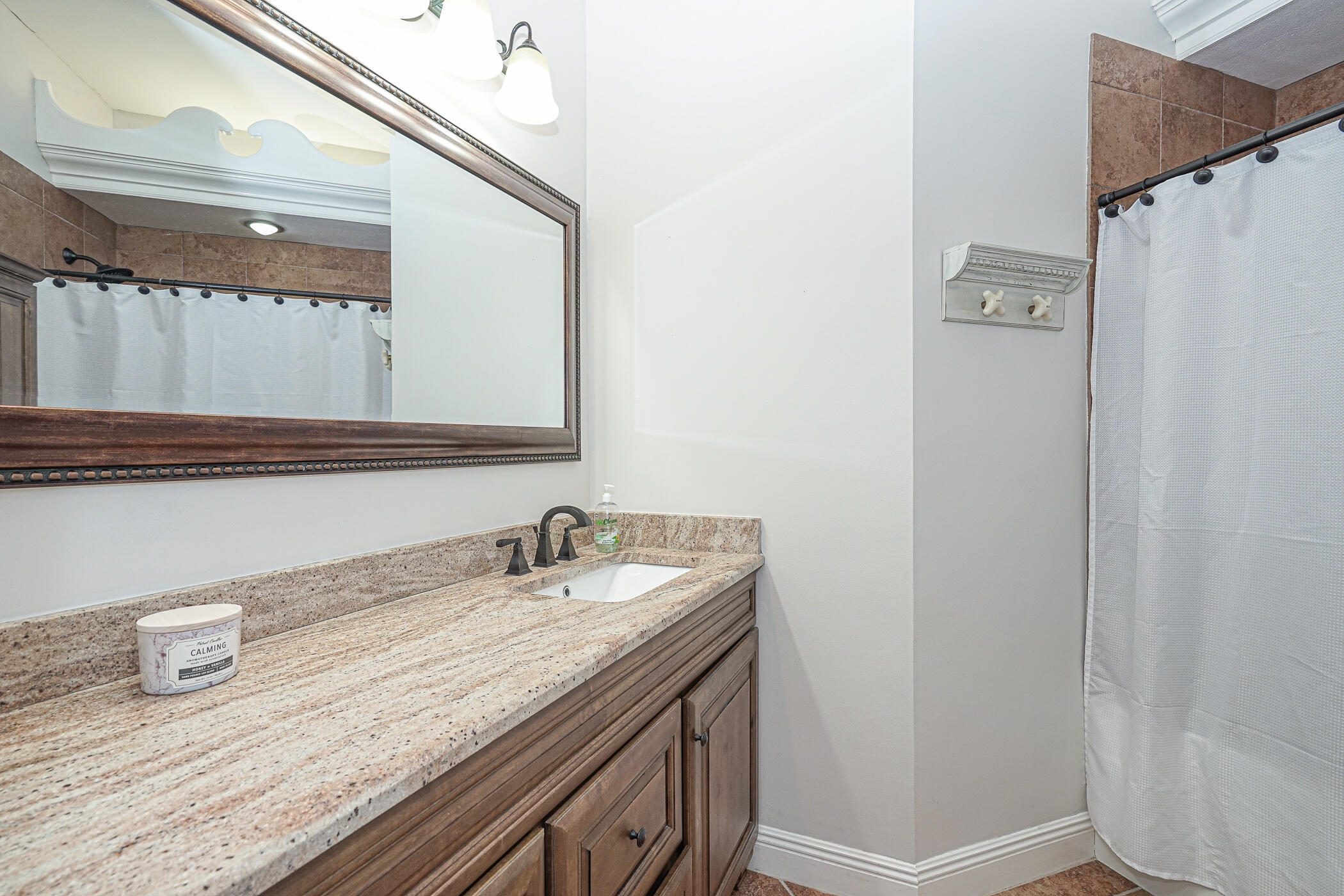 WINDSOR FOREST - Residential