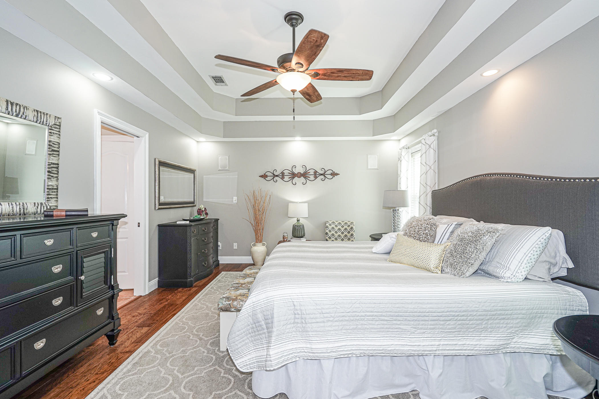 WINDSOR FOREST - Residential