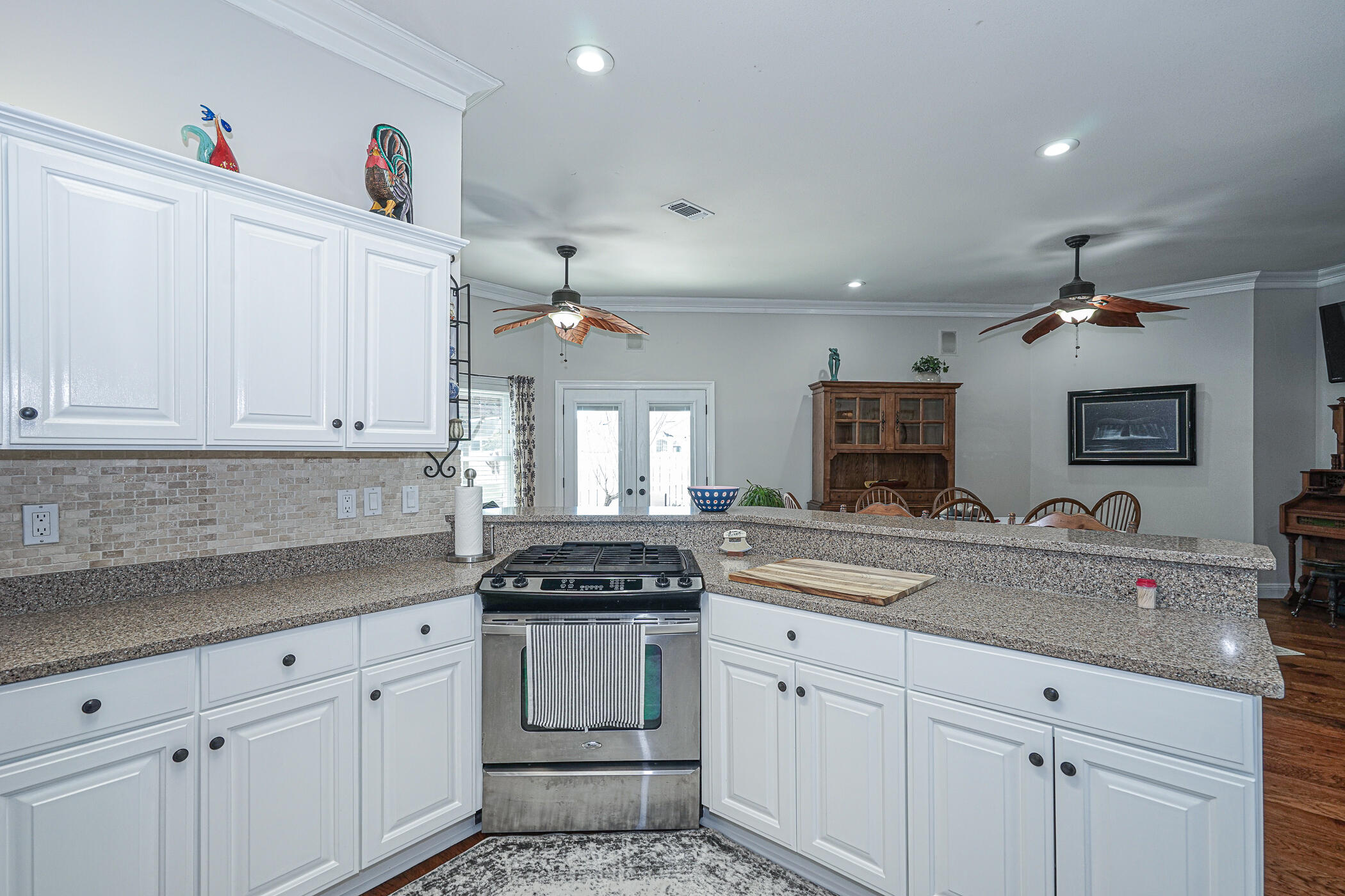 WINDSOR FOREST - Residential