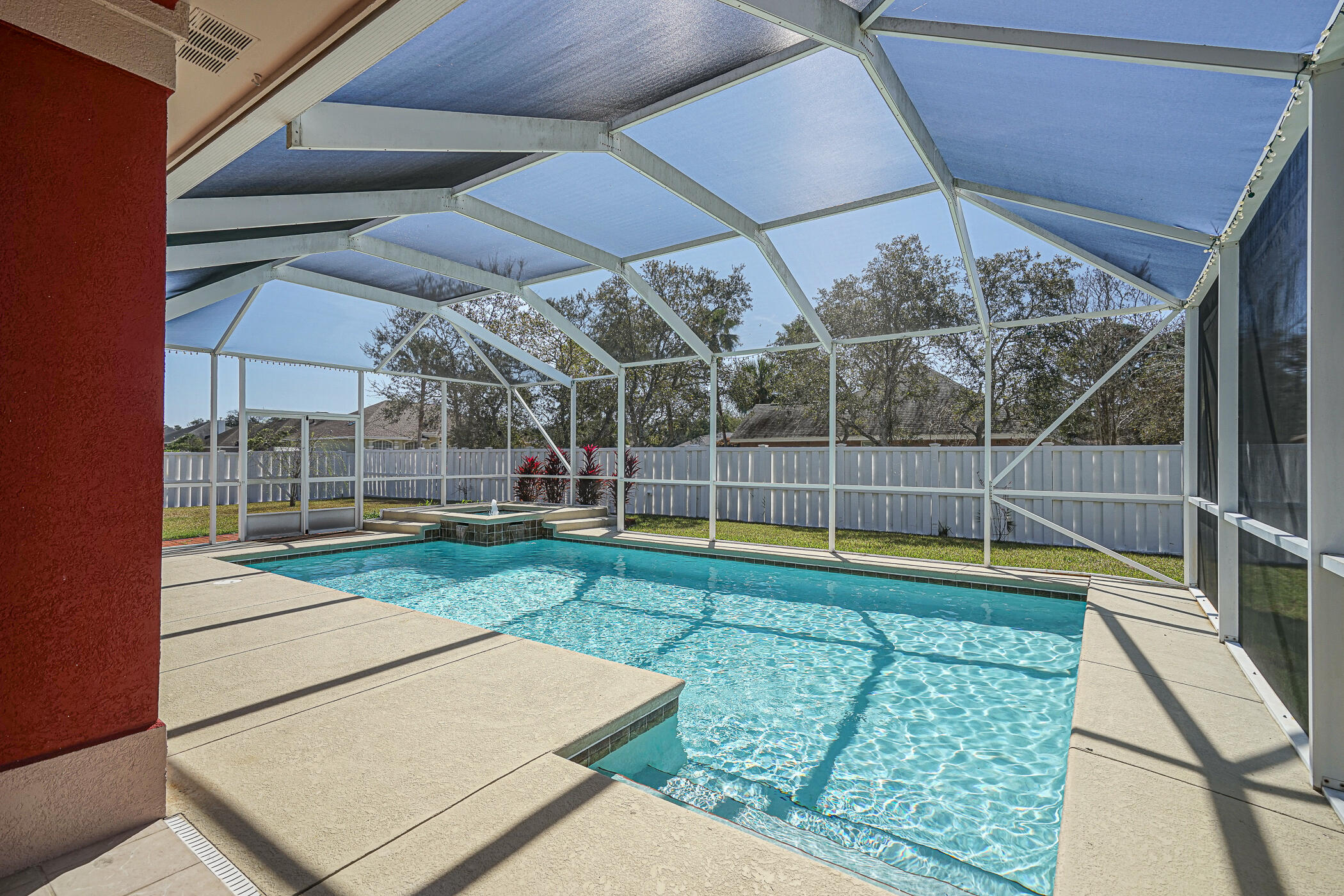 WINDSOR FOREST - Residential