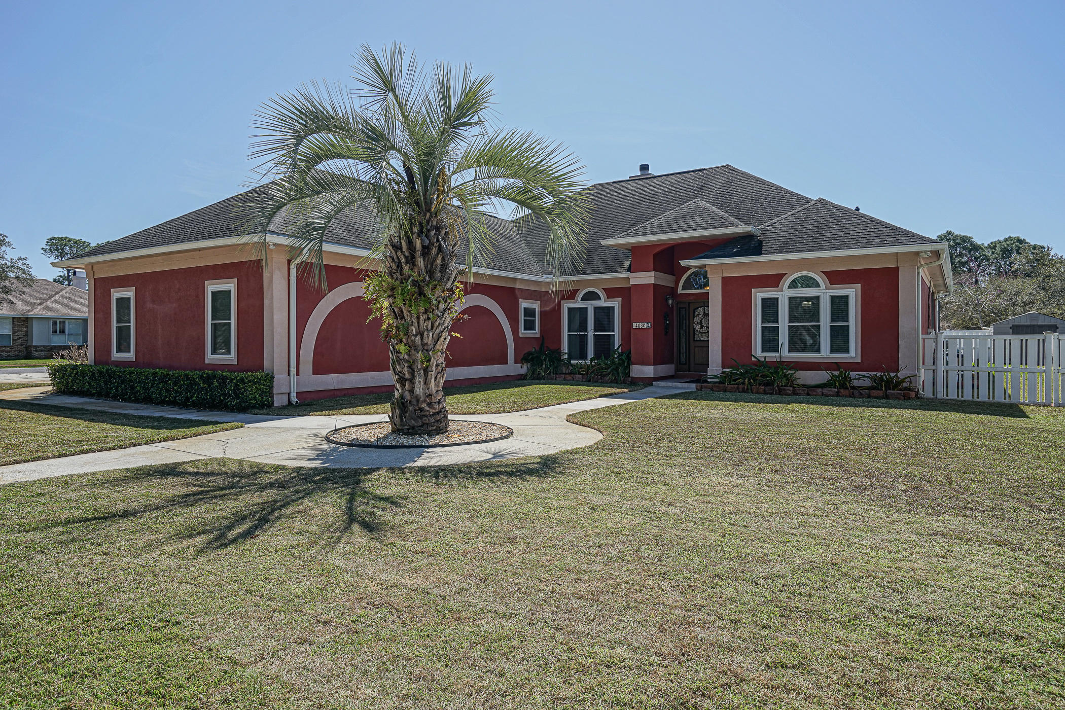 WINDSOR FOREST - Residential