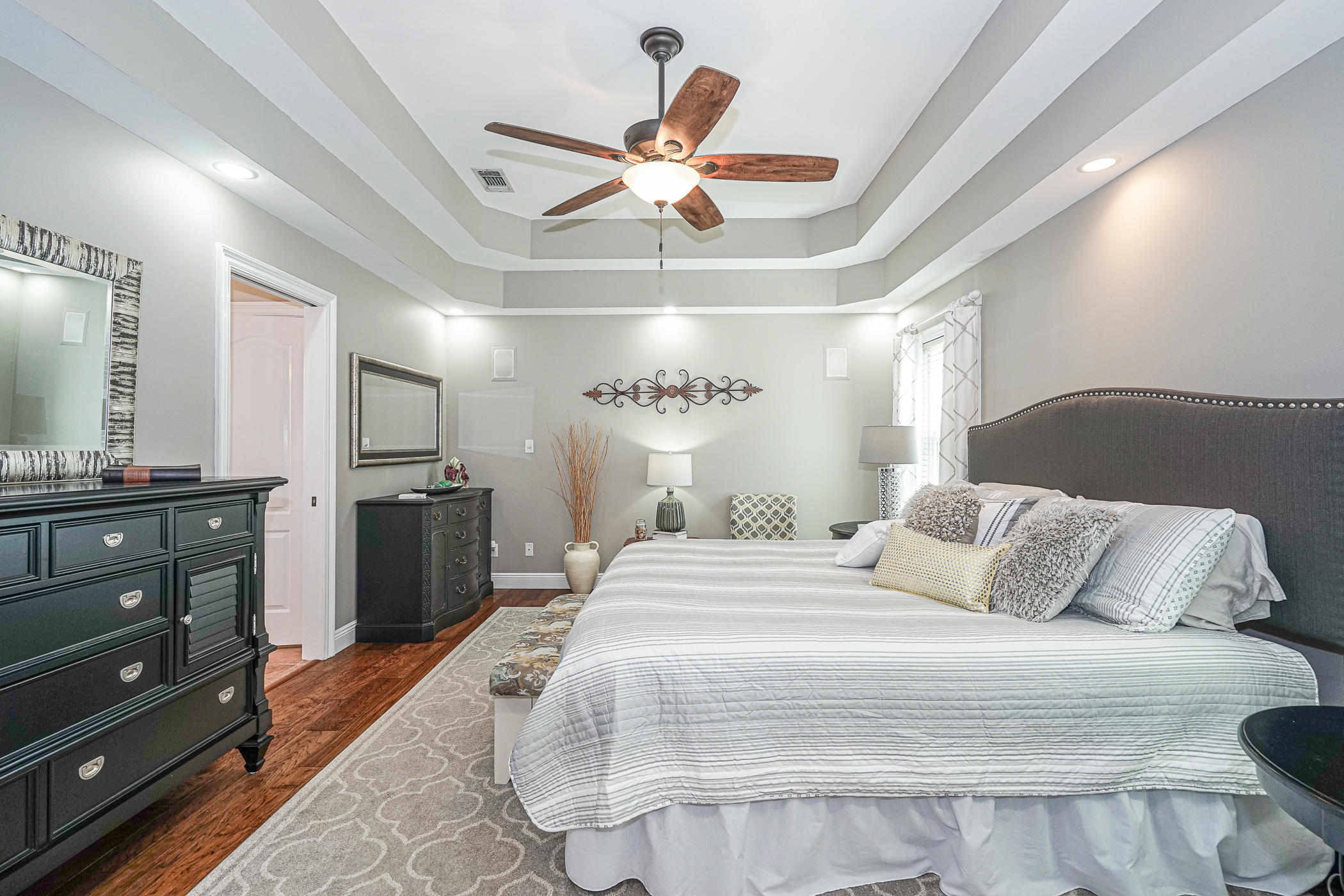 WINDSOR FOREST - Residential