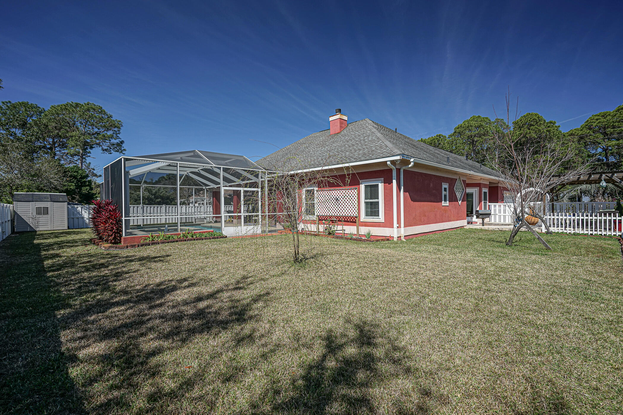 WINDSOR FOREST - Residential