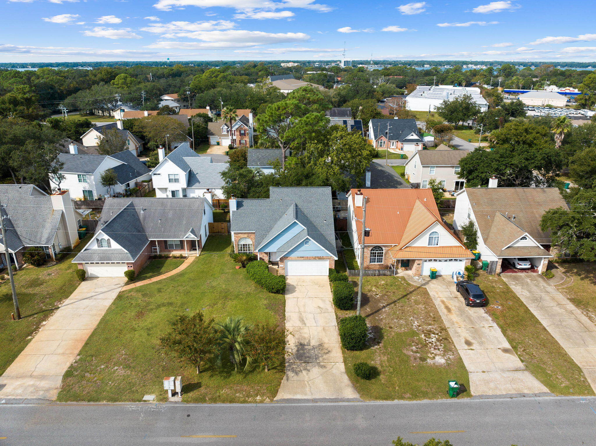 SHALIMAR WOODS S/D - Residential