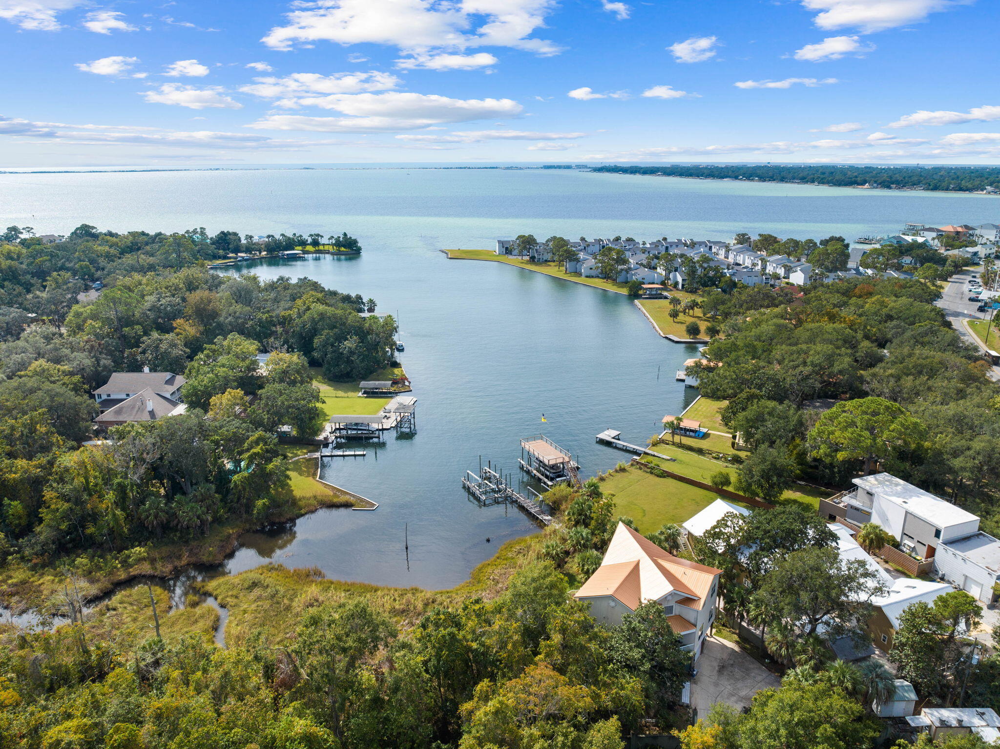 SHALIMAR WOODS S/D - Residential