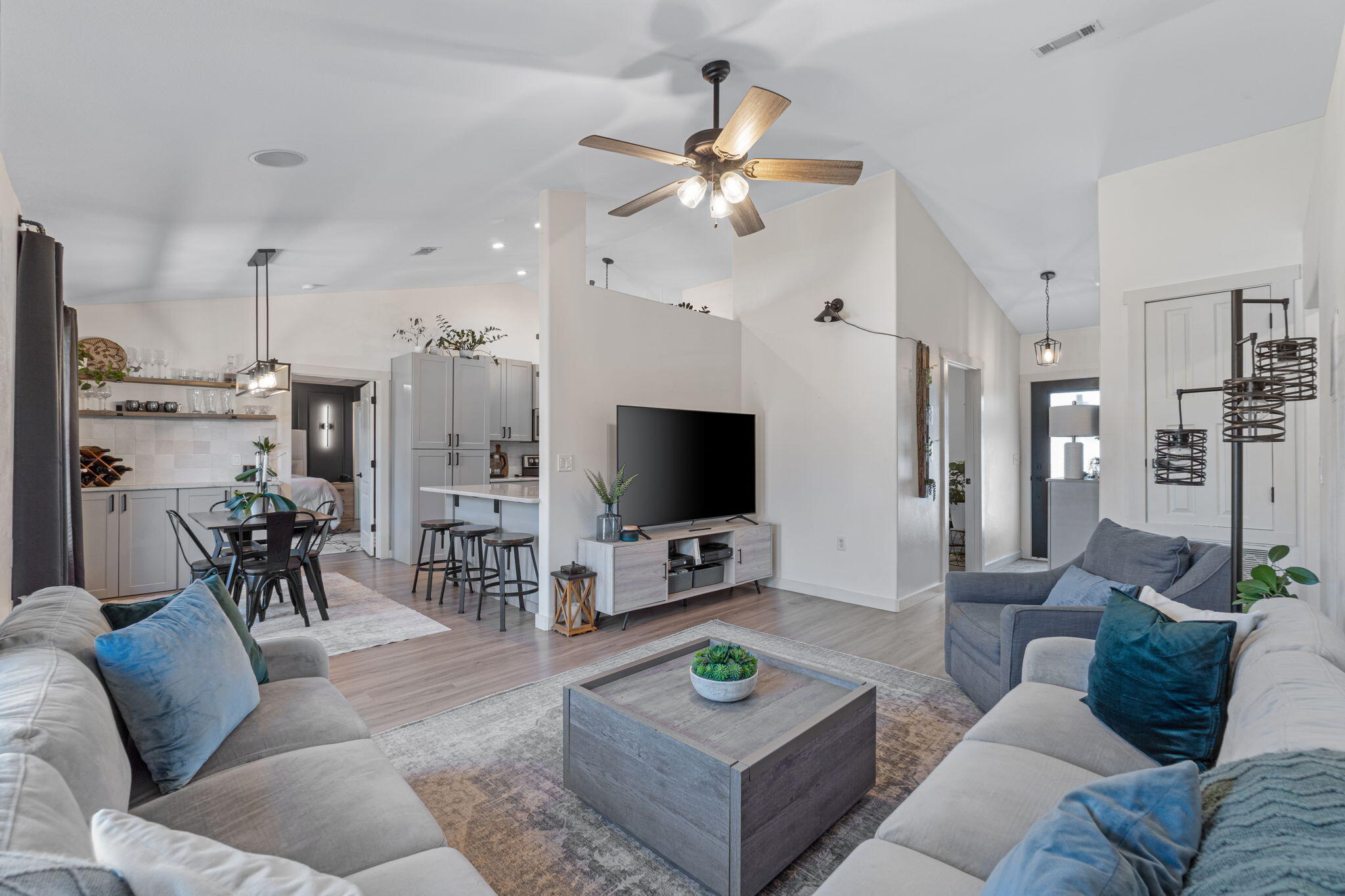 FLORIDATOWN - Residential