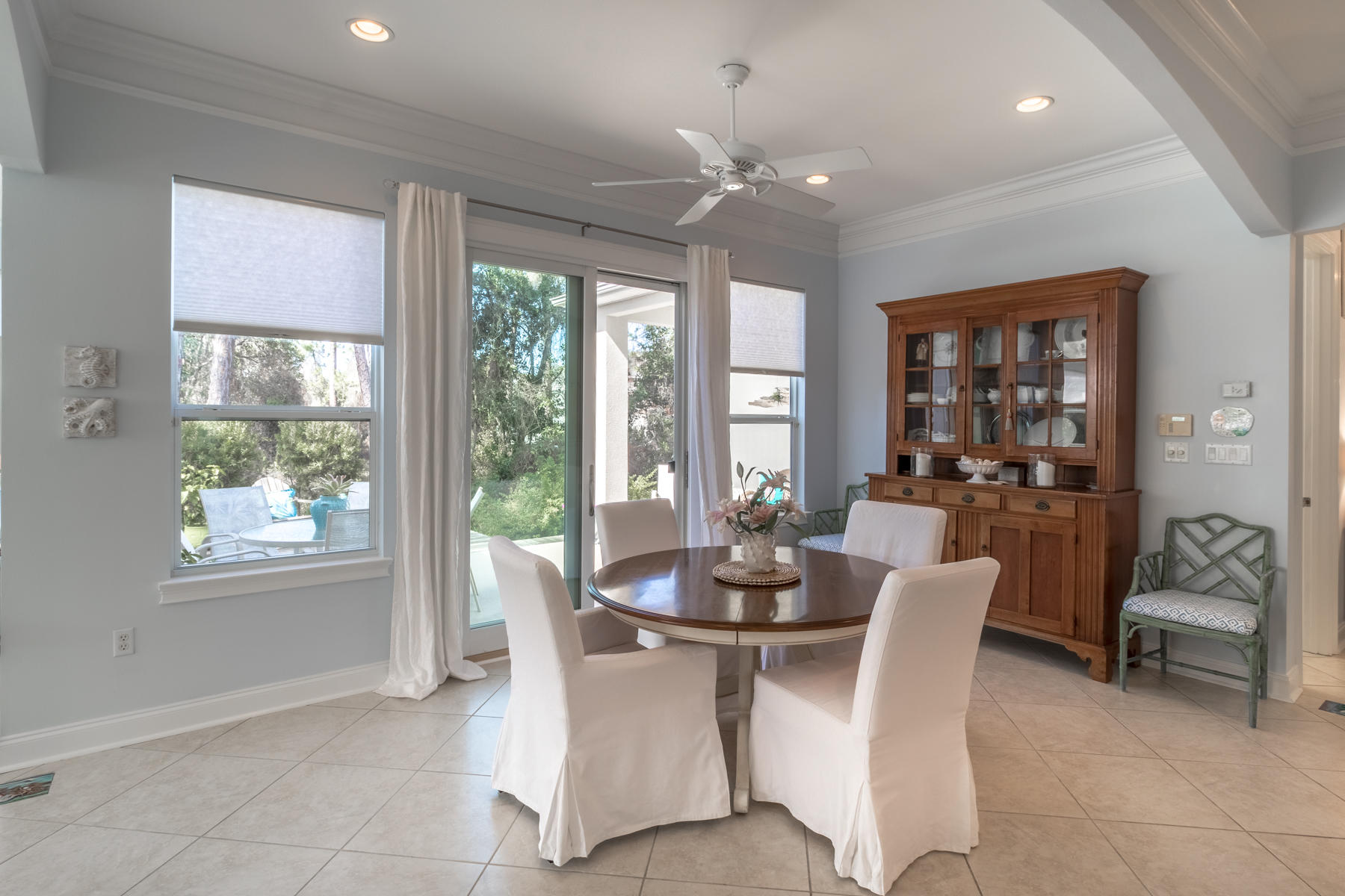 FAIRWAY VILLAS - Residential