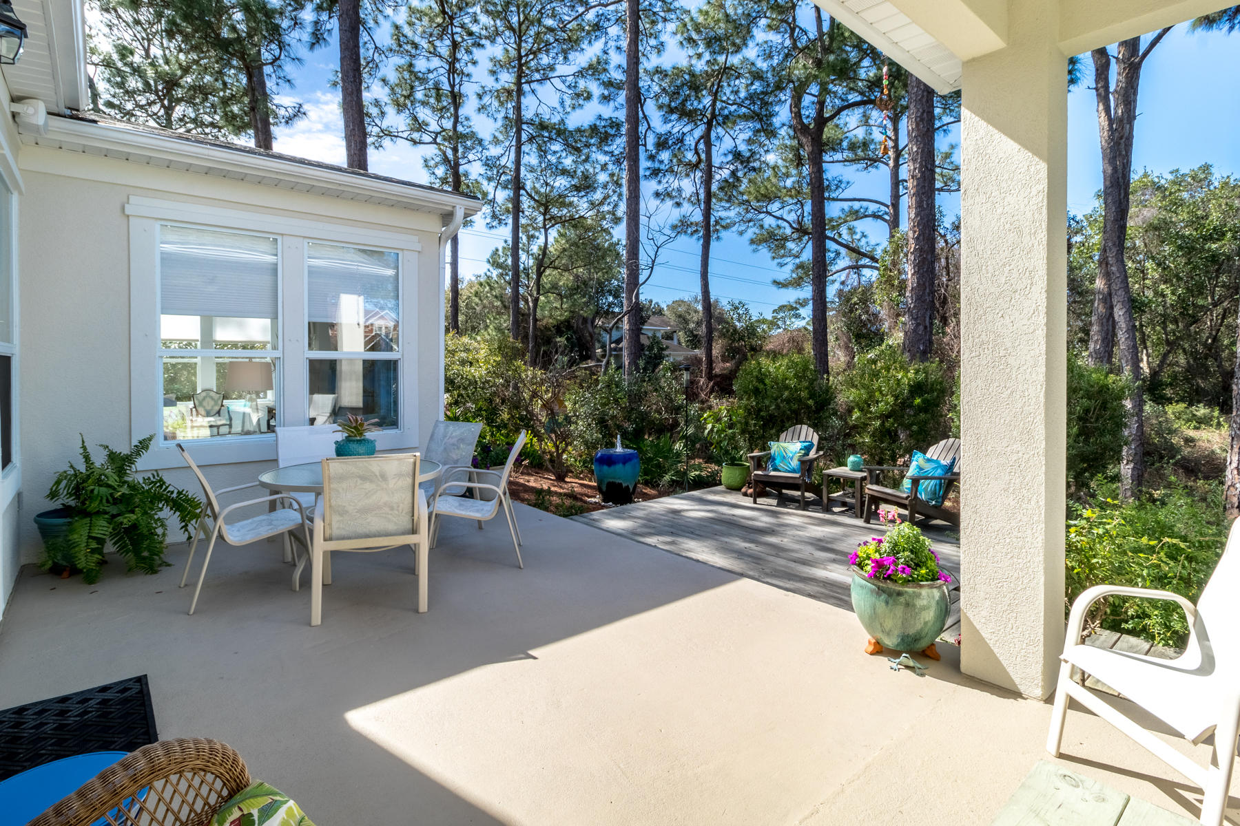 FAIRWAY VILLAS - Residential