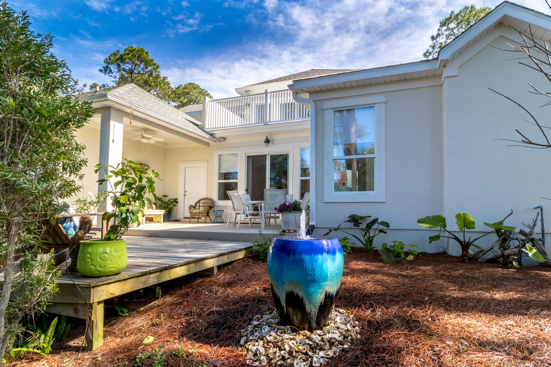 FAIRWAY VILLAS - Residential