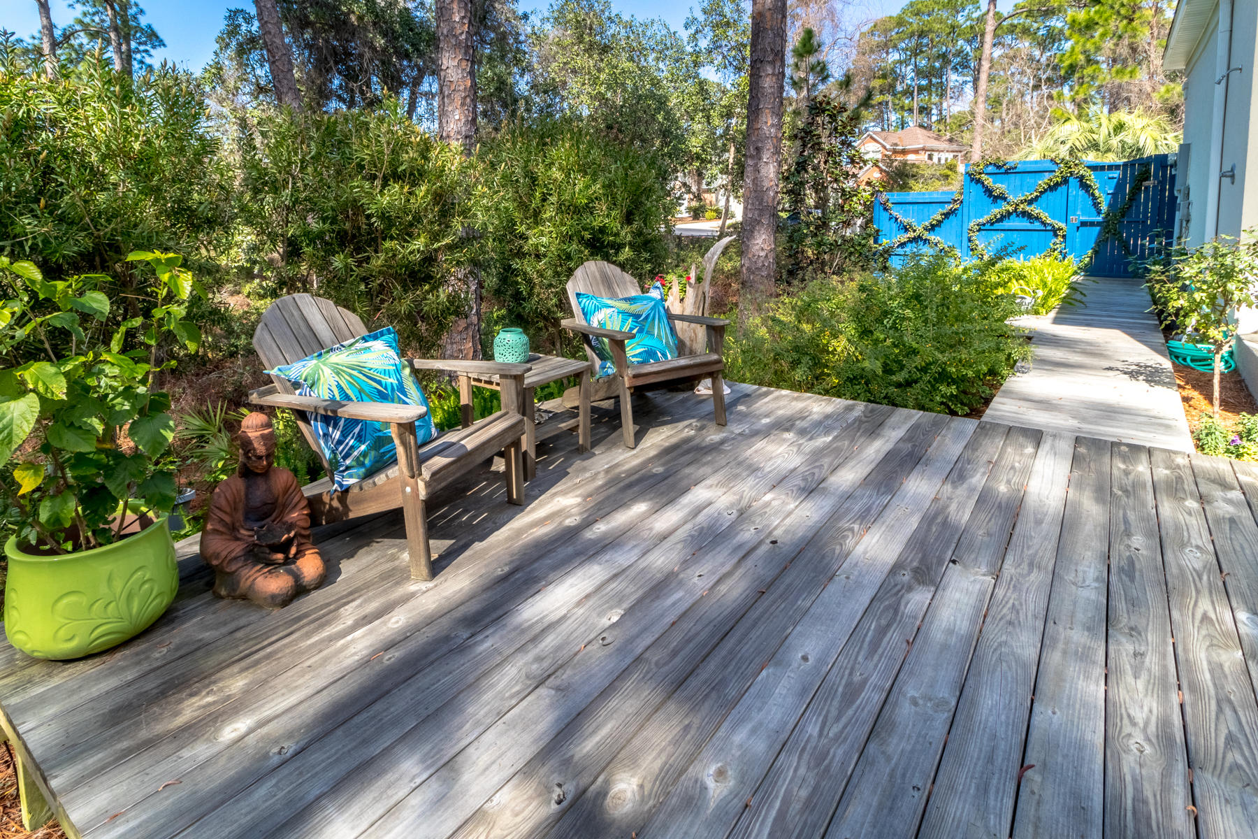 FAIRWAY VILLAS - Residential