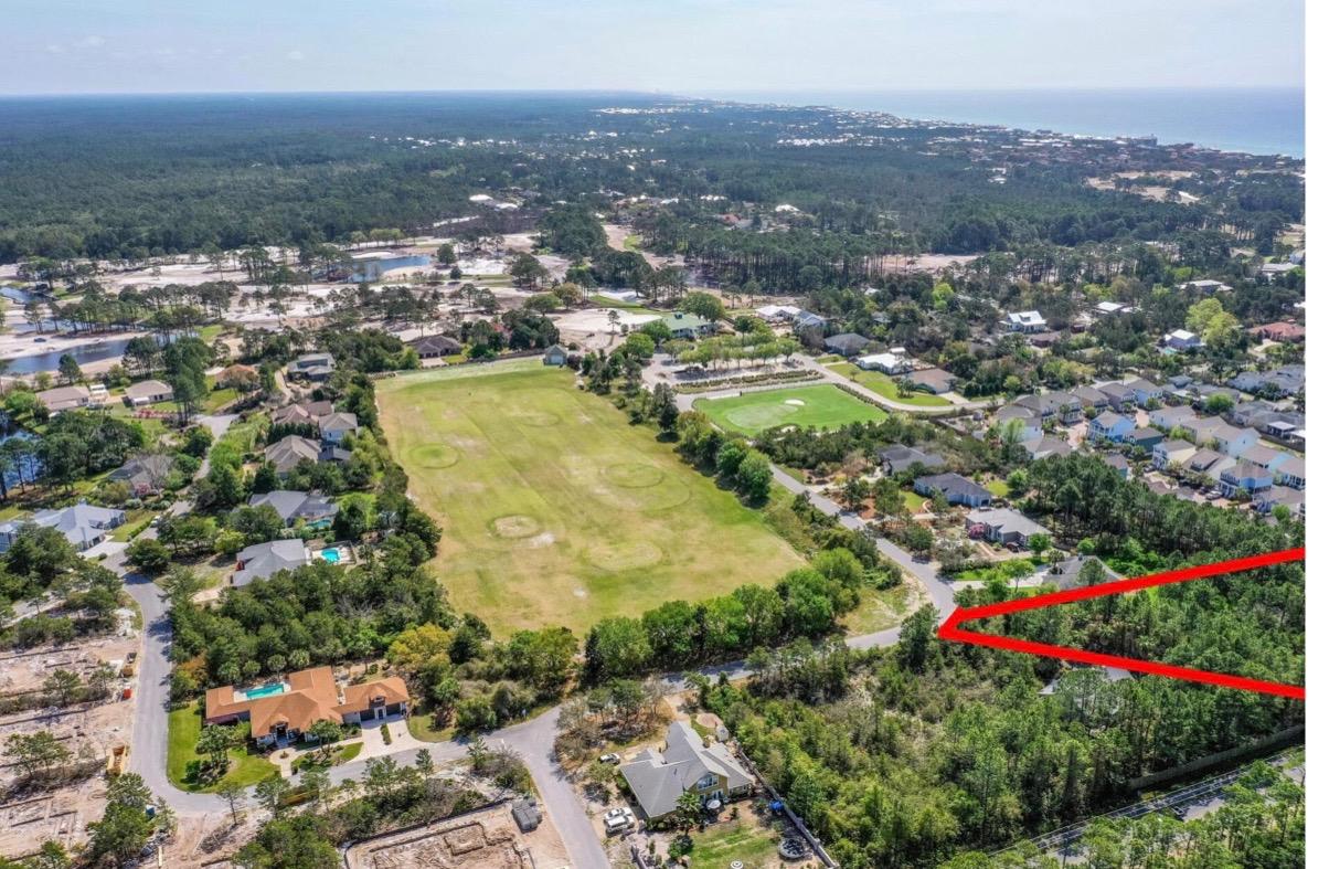 COUNTRY CLUB ESTATES - Land