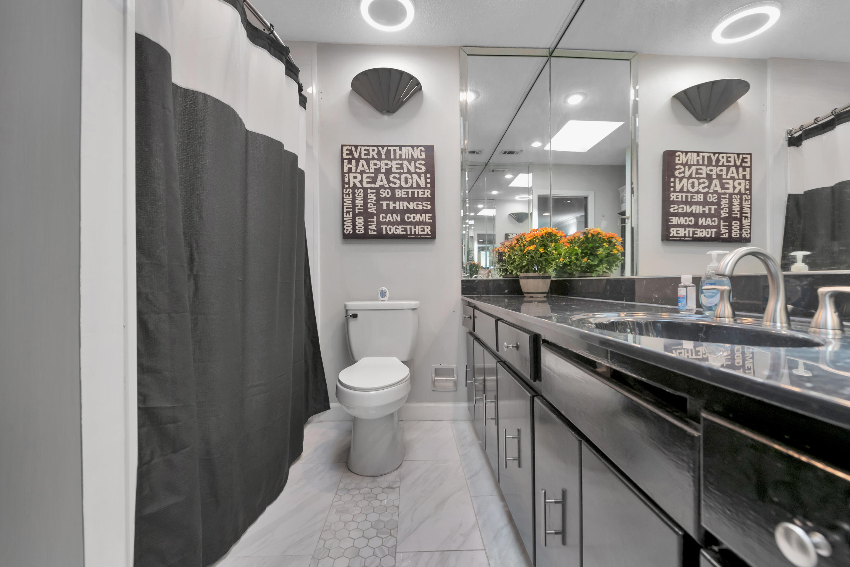 KENWOOD S/D 1ST ADDN - Residential