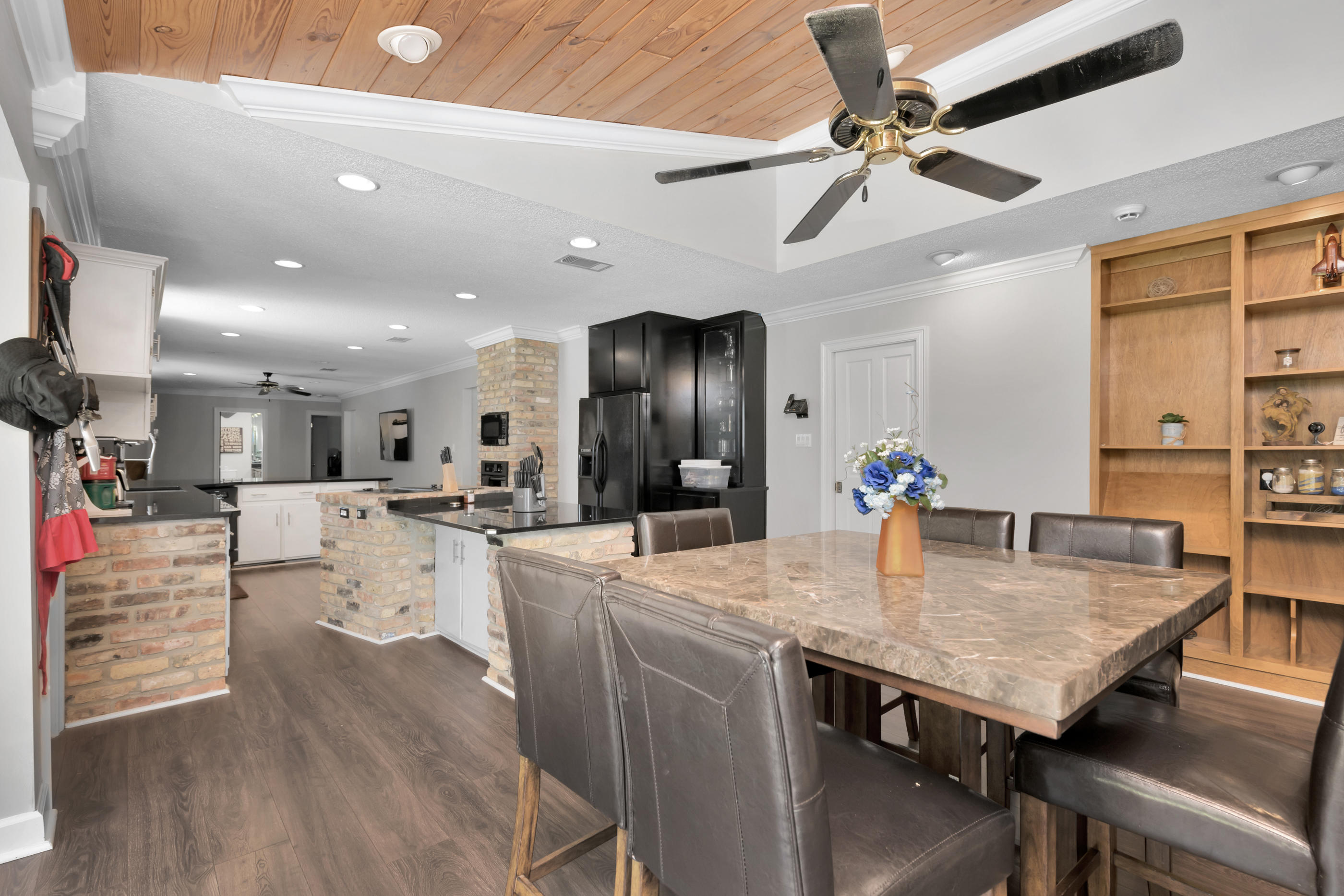 KENWOOD S/D 1ST ADDN - Residential