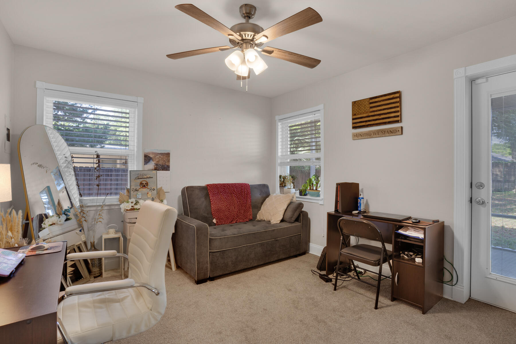 GARNIERS BEACH - Residential Lease