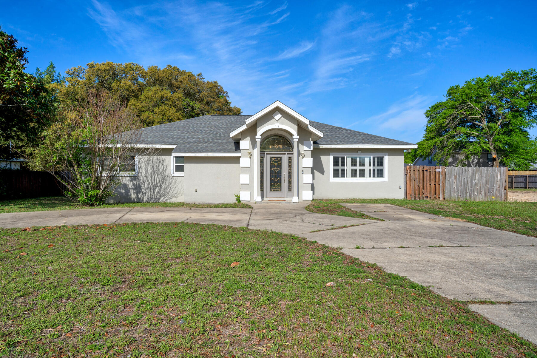 GARNIERS BEACH - Residential Lease