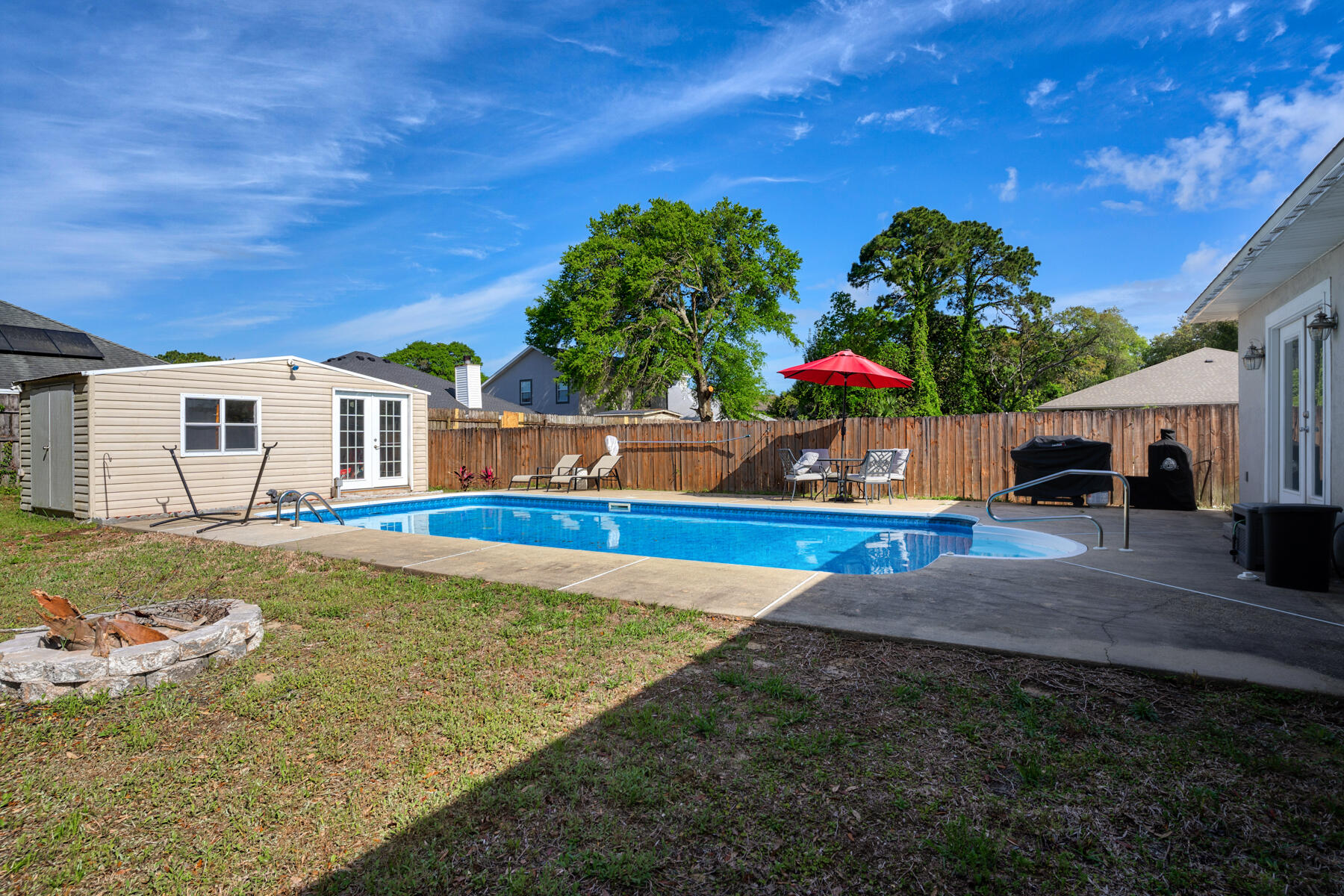 GARNIERS BEACH - Residential Lease