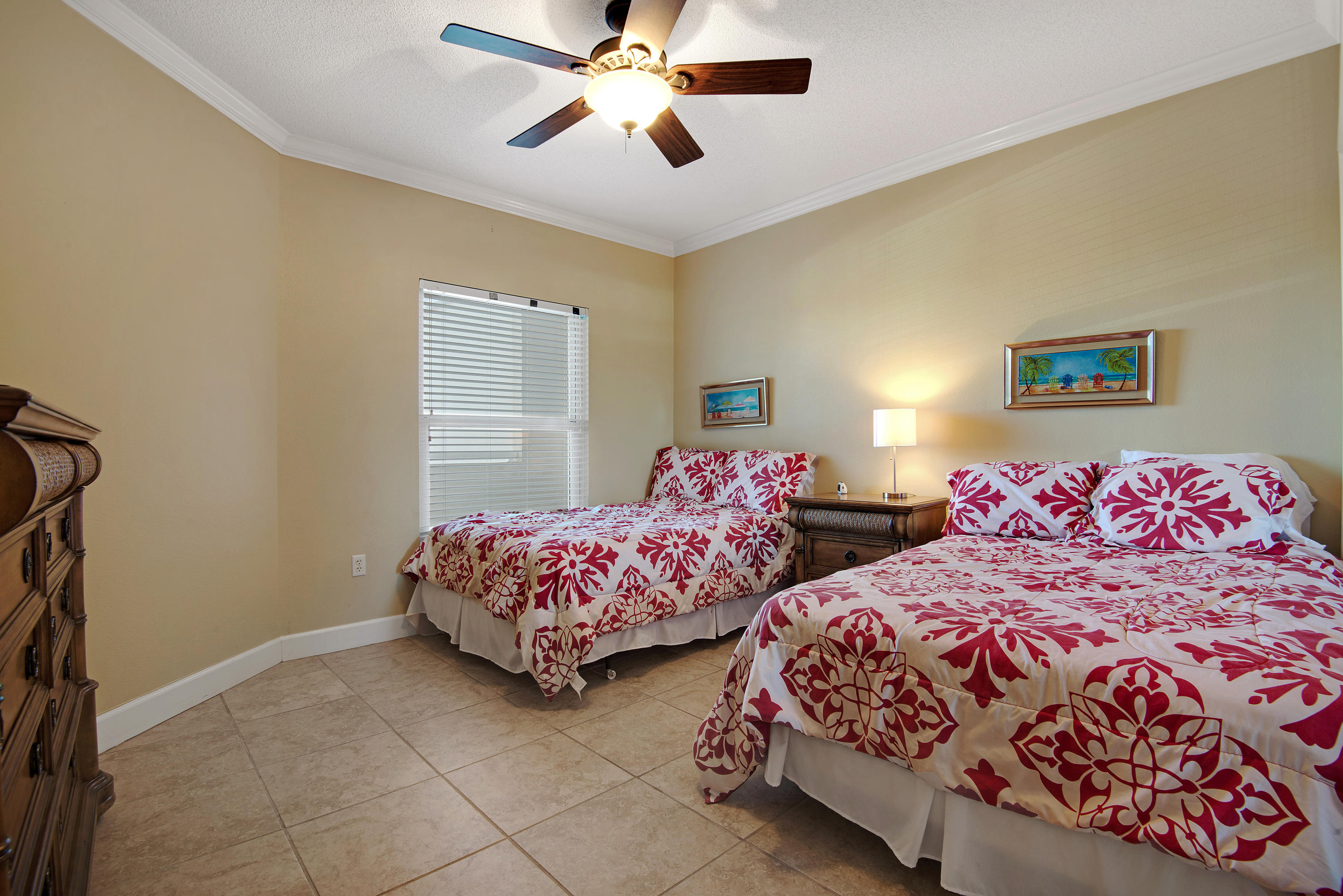 PEARL OF NAVARRE (THE) - Residential