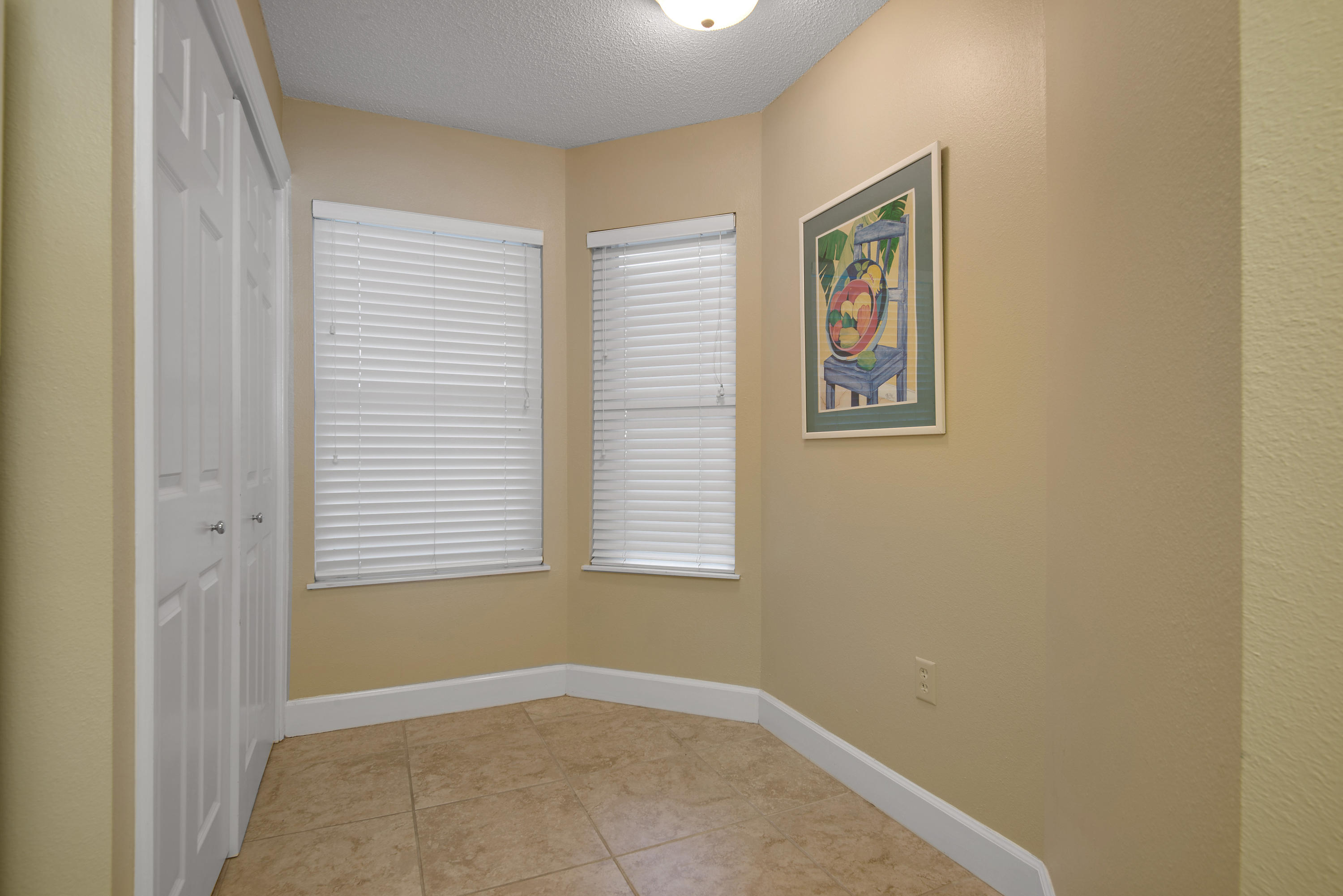 PEARL OF NAVARRE (THE) - Residential